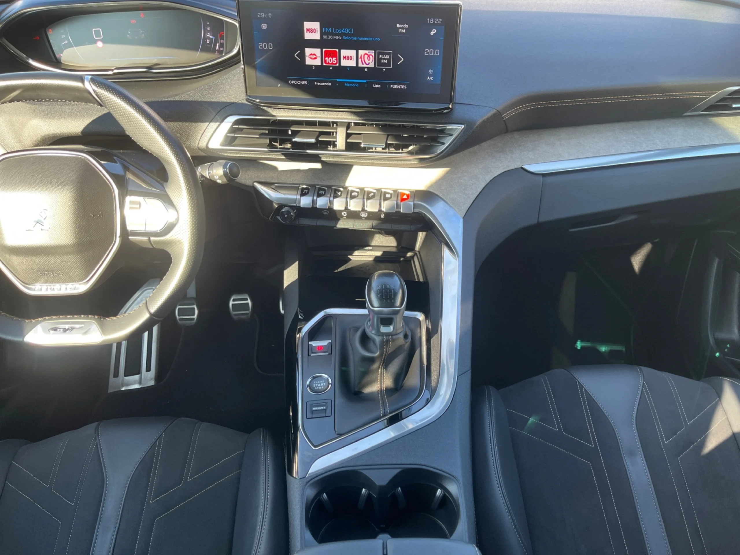 PEUGEOT 3008 1.2 PURETECH 96KW (130CV) S&S GT - Foto 14