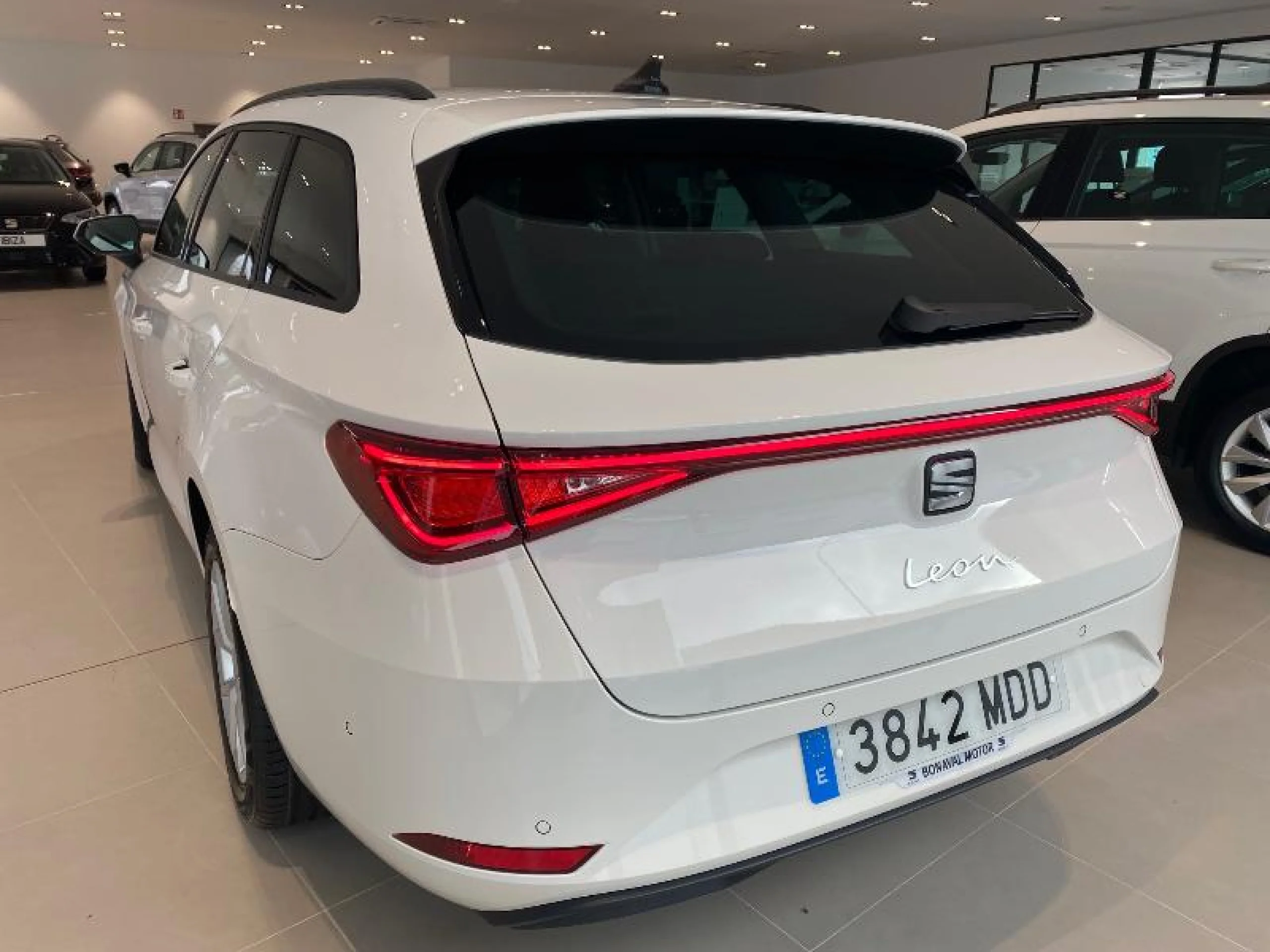 SEAT LEON SP 1.0 TSI 81KW S&S STYLE XL - Foto 3
