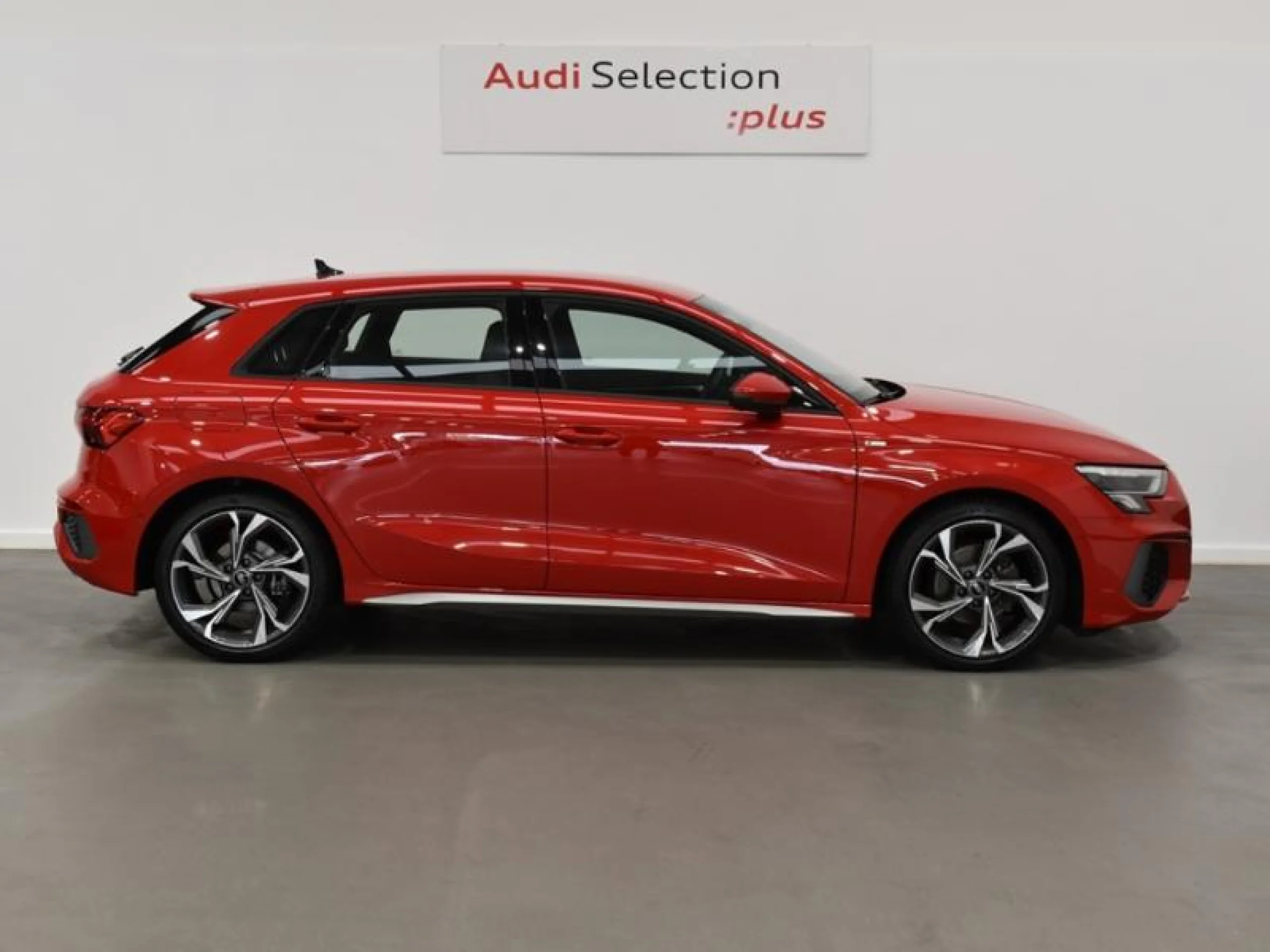 AUDI A3 SPORTBACK 35 TFSI 110KW (150CV) S TRONIC - Foto 3
