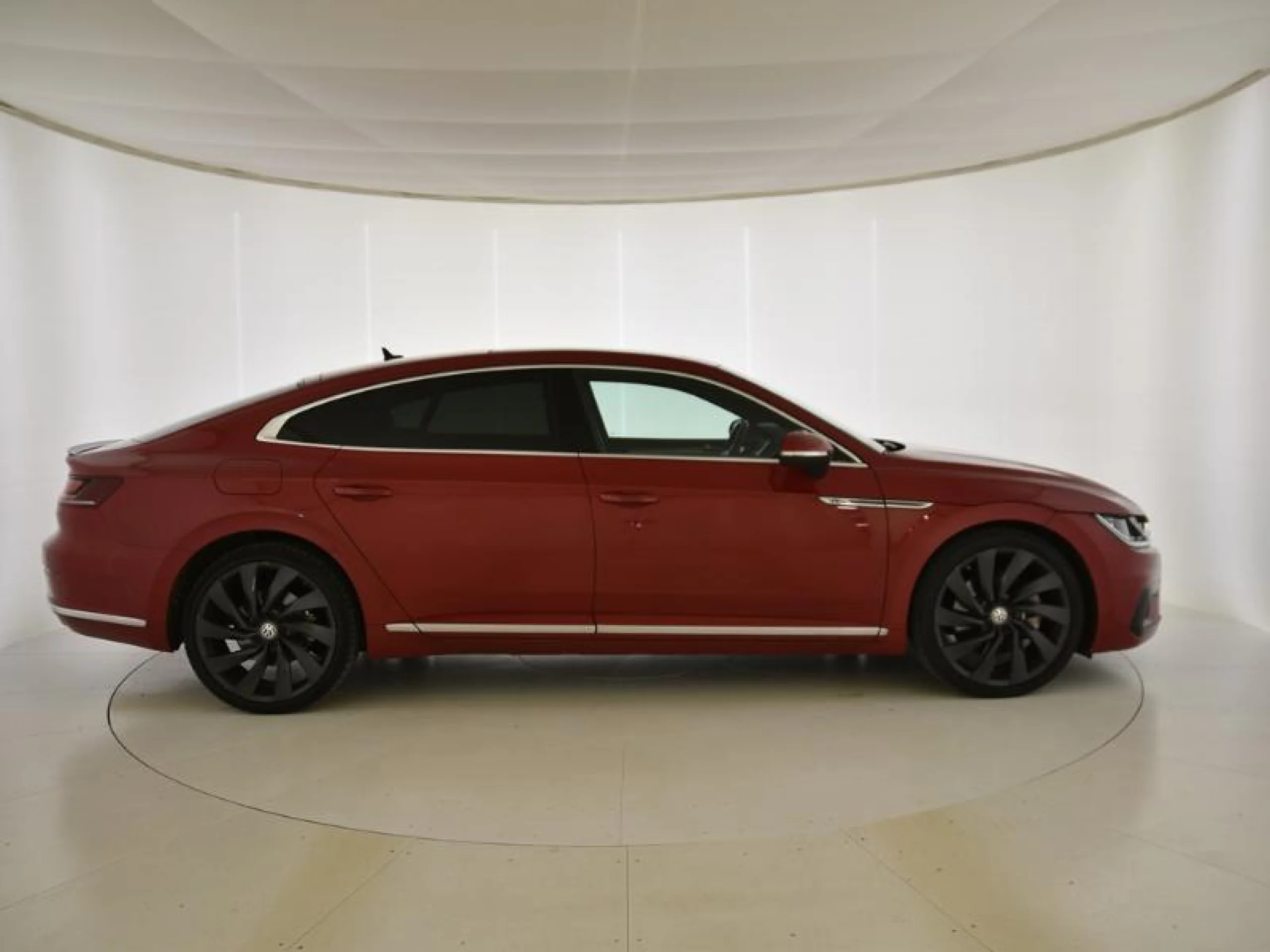VOLKSWAGEN ARTEON R LINE 2.0 TDI 176KW (240CV) DSG 4MOTION - Foto 3