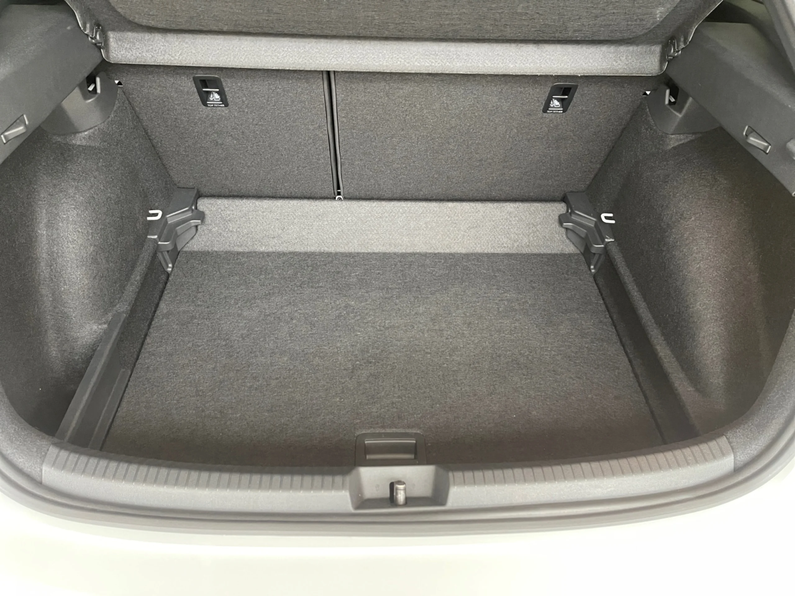 VOLKSWAGEN TAIGO TAIGO R LINE 1.0 TSI 81 KW (110 CV )  6 VEL. - Foto 7