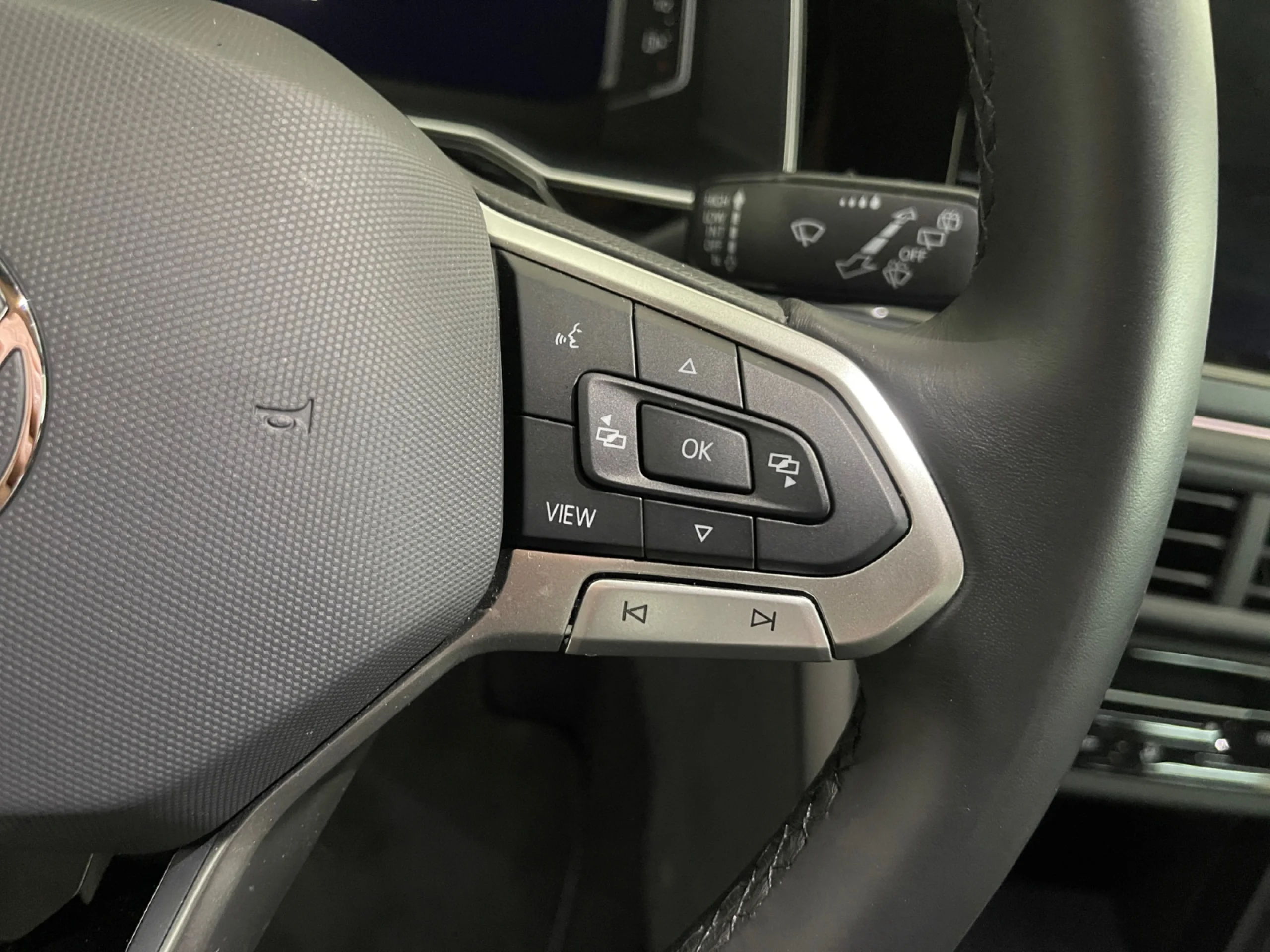 VOLKSWAGEN TAIGO TAIGO R LINE 1.0 TSI 81 KW (110 CV )  6 VEL. - Foto 10