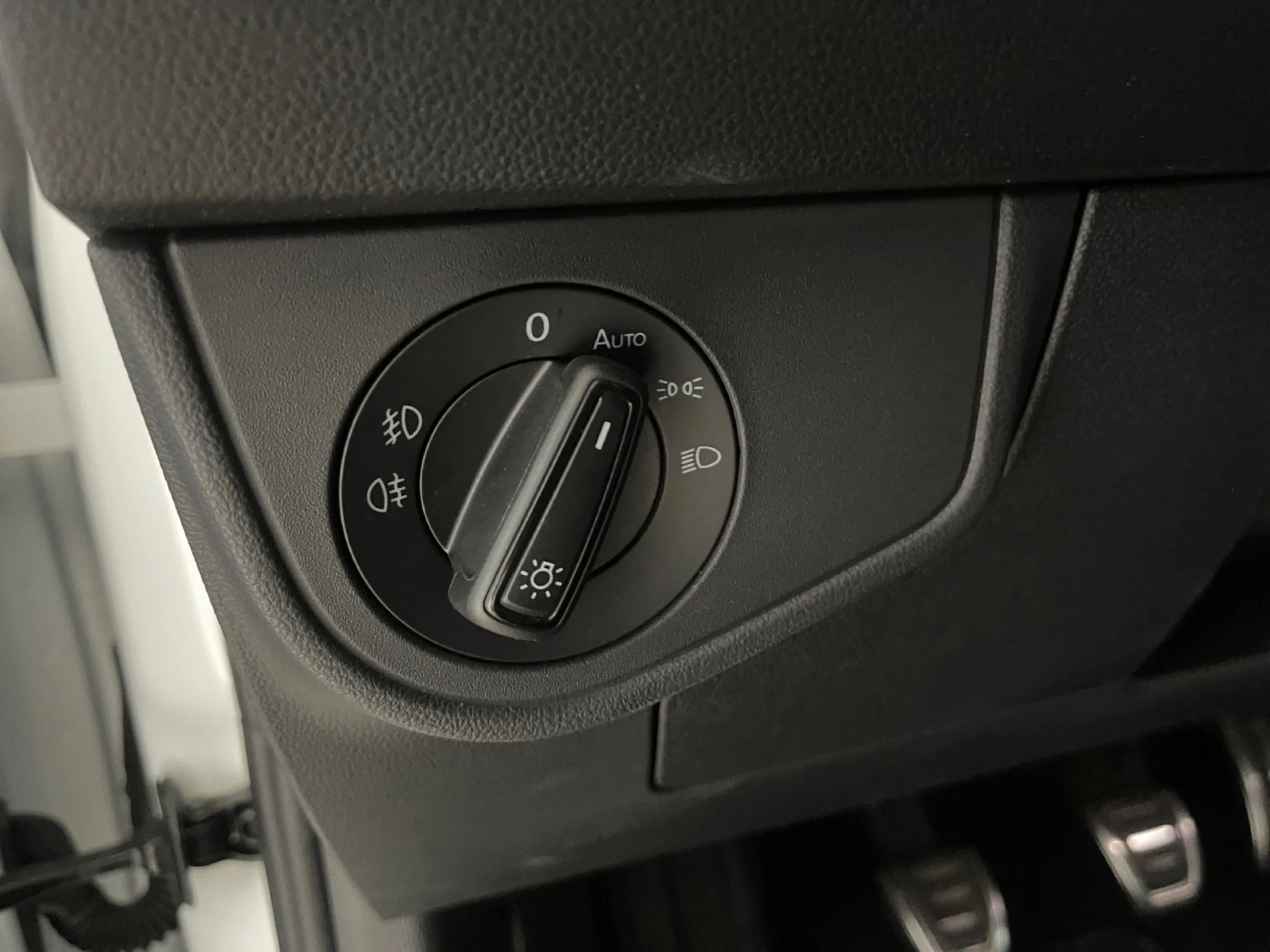 VOLKSWAGEN TAIGO TAIGO R LINE 1.0 TSI 81 KW (110 CV )  6 VEL. - Foto 12