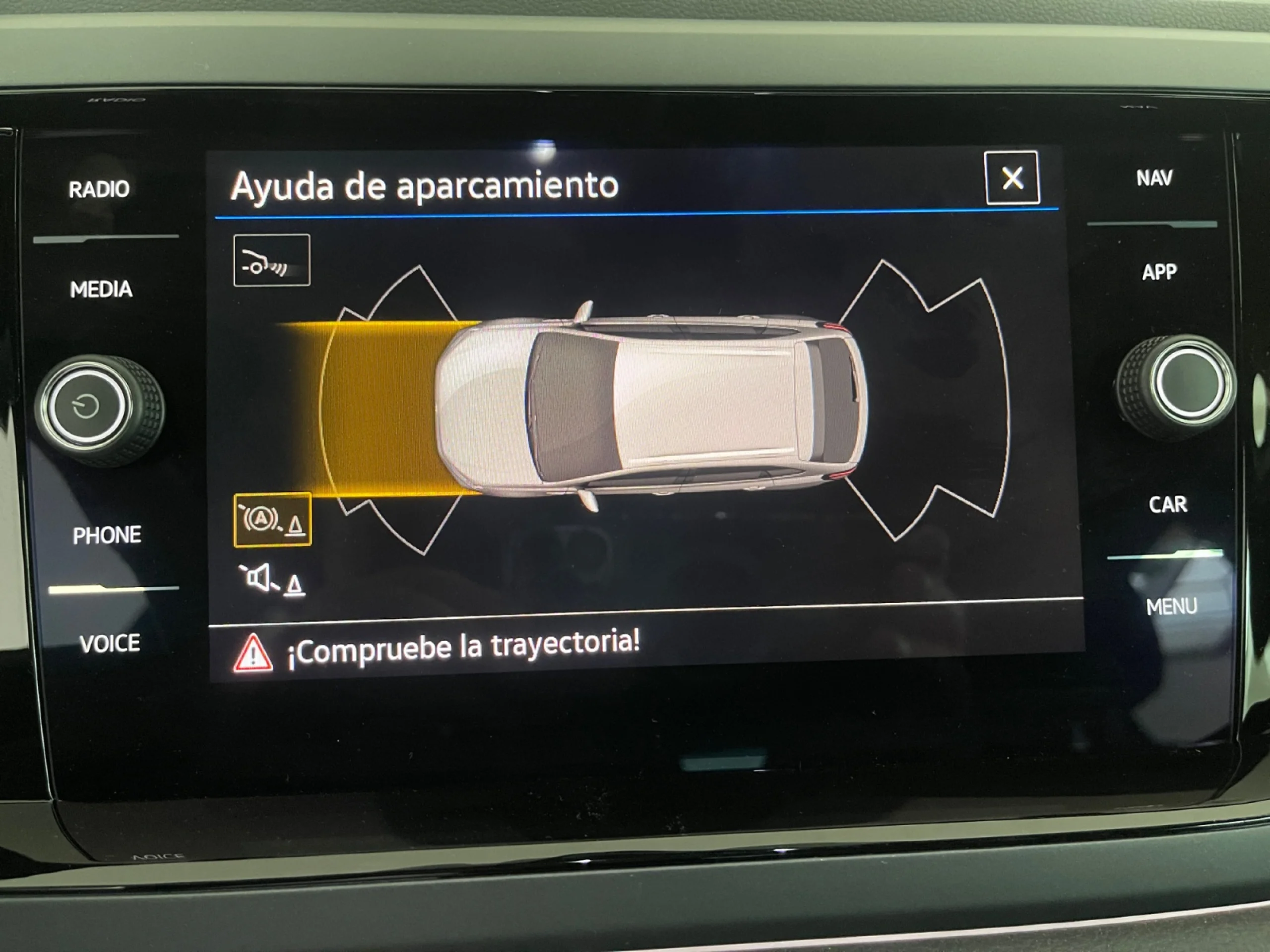 VOLKSWAGEN TAIGO TAIGO R LINE 1.0 TSI 81 KW (110 CV )  6 VEL. - Foto 13