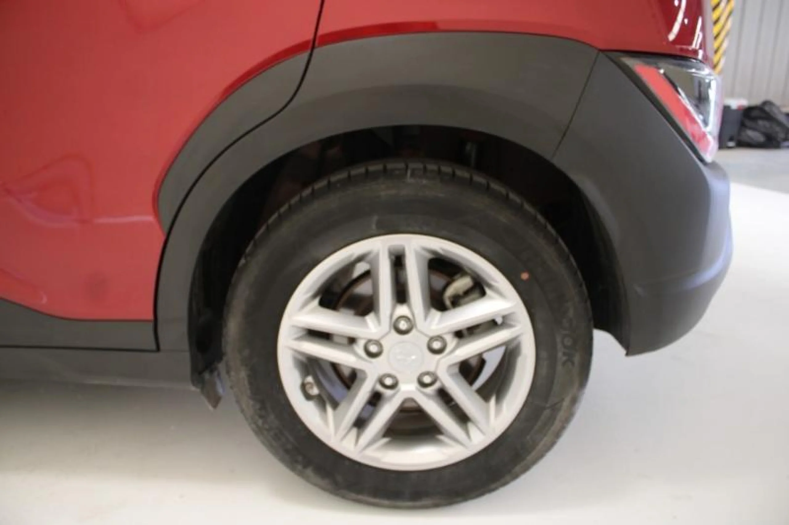 HYUNDAI KONA 1.0 TGDI MAXX 4X2 - Foto 10