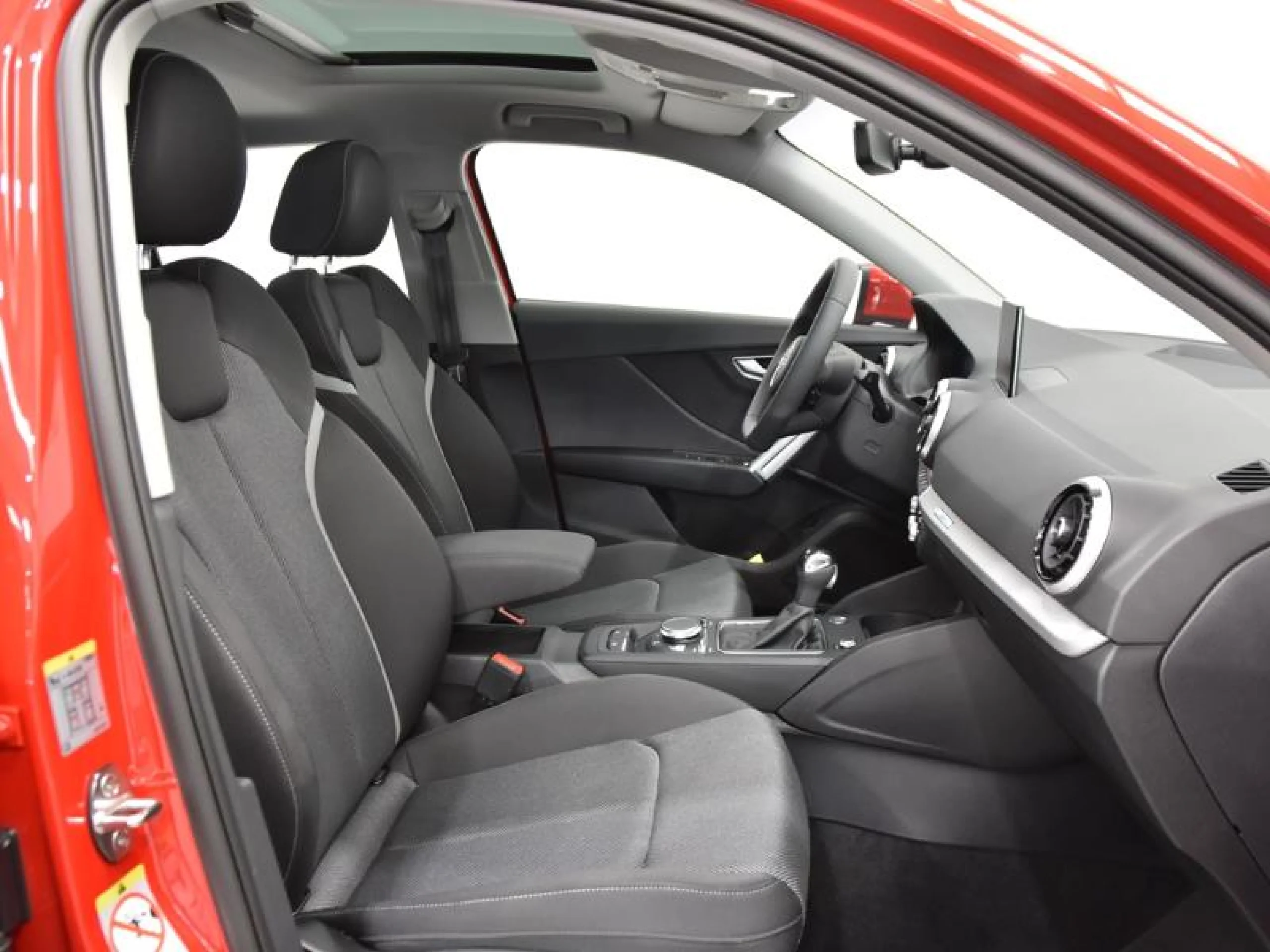 AUDI Q2 ADVANCED 30 TDI 85KW (116CV) S TRONIC - Foto 5