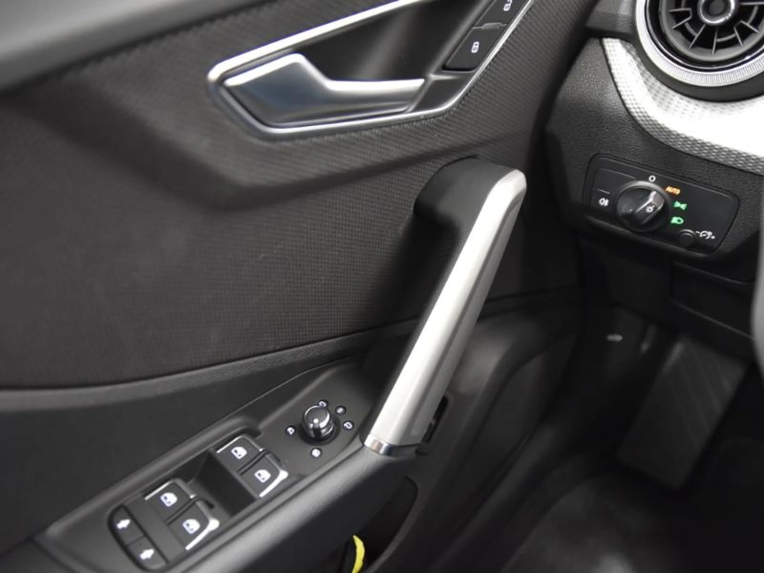 AUDI Q2 ADVANCED 30 TDI 85KW (116CV) S TRONIC - Foto 19