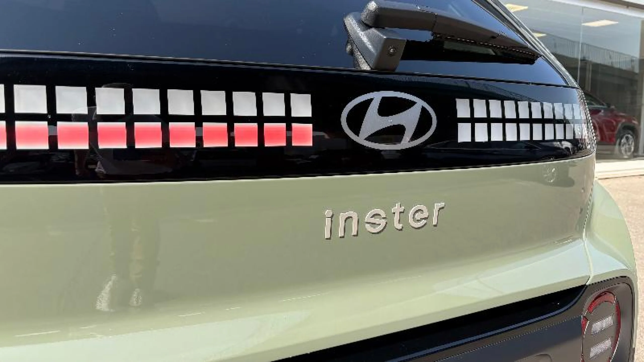 HYUNDAI INSTER 49KWH 85KW (115CV) MAXX CROSS - Foto 8