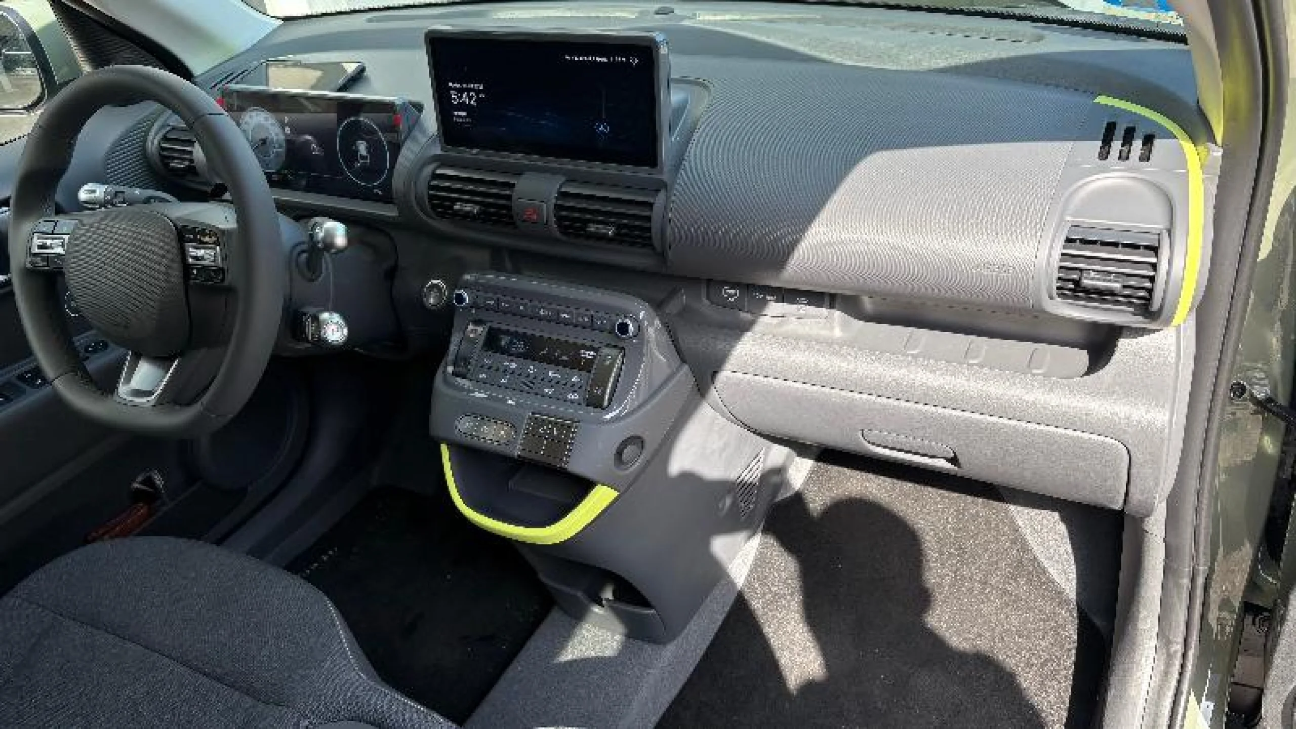 HYUNDAI INSTER 49KWH 85KW (115CV) MAXX CROSS - Foto 11