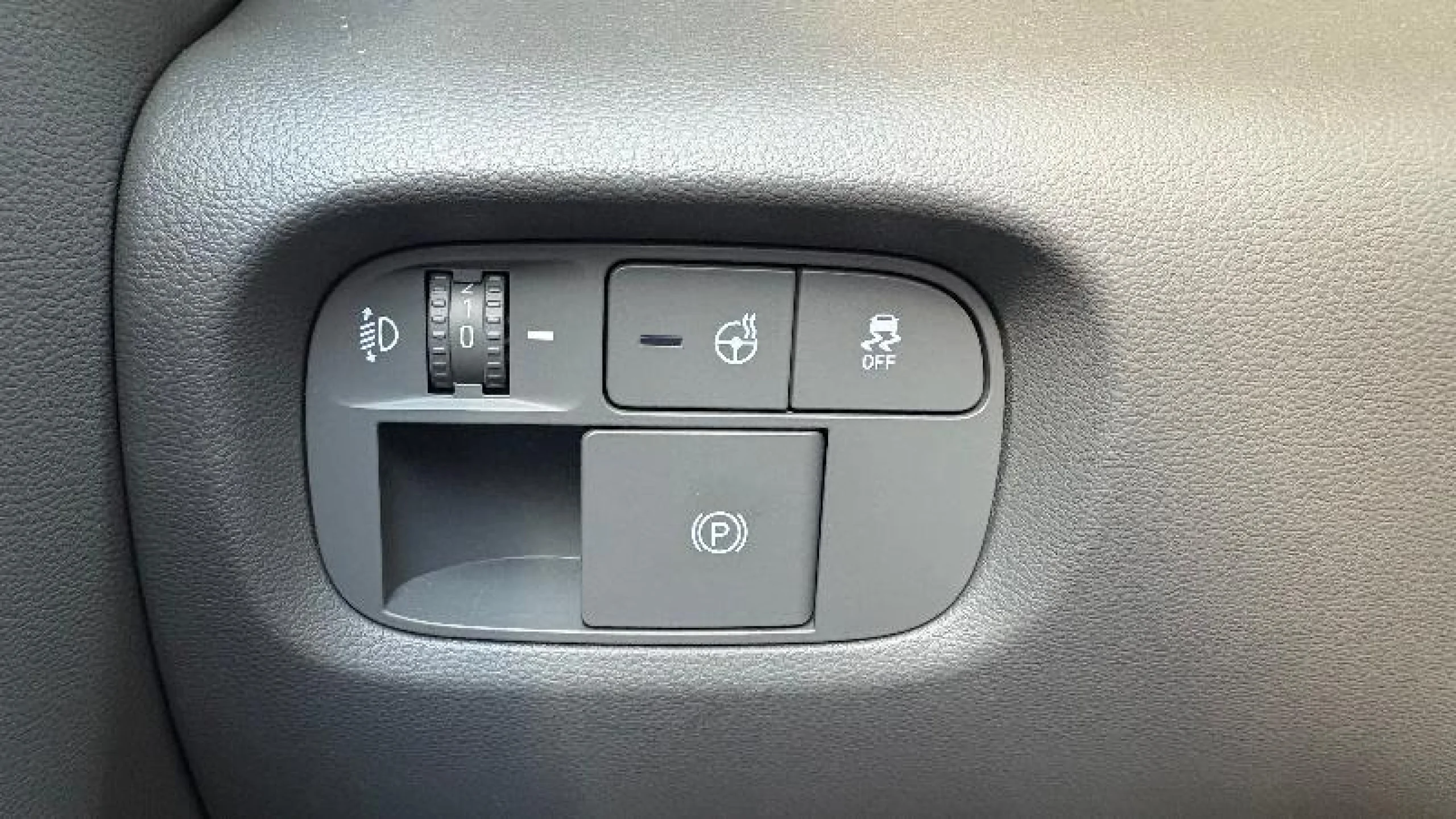 HYUNDAI INSTER 49KWH 85KW (115CV) MAXX CROSS - Foto 17