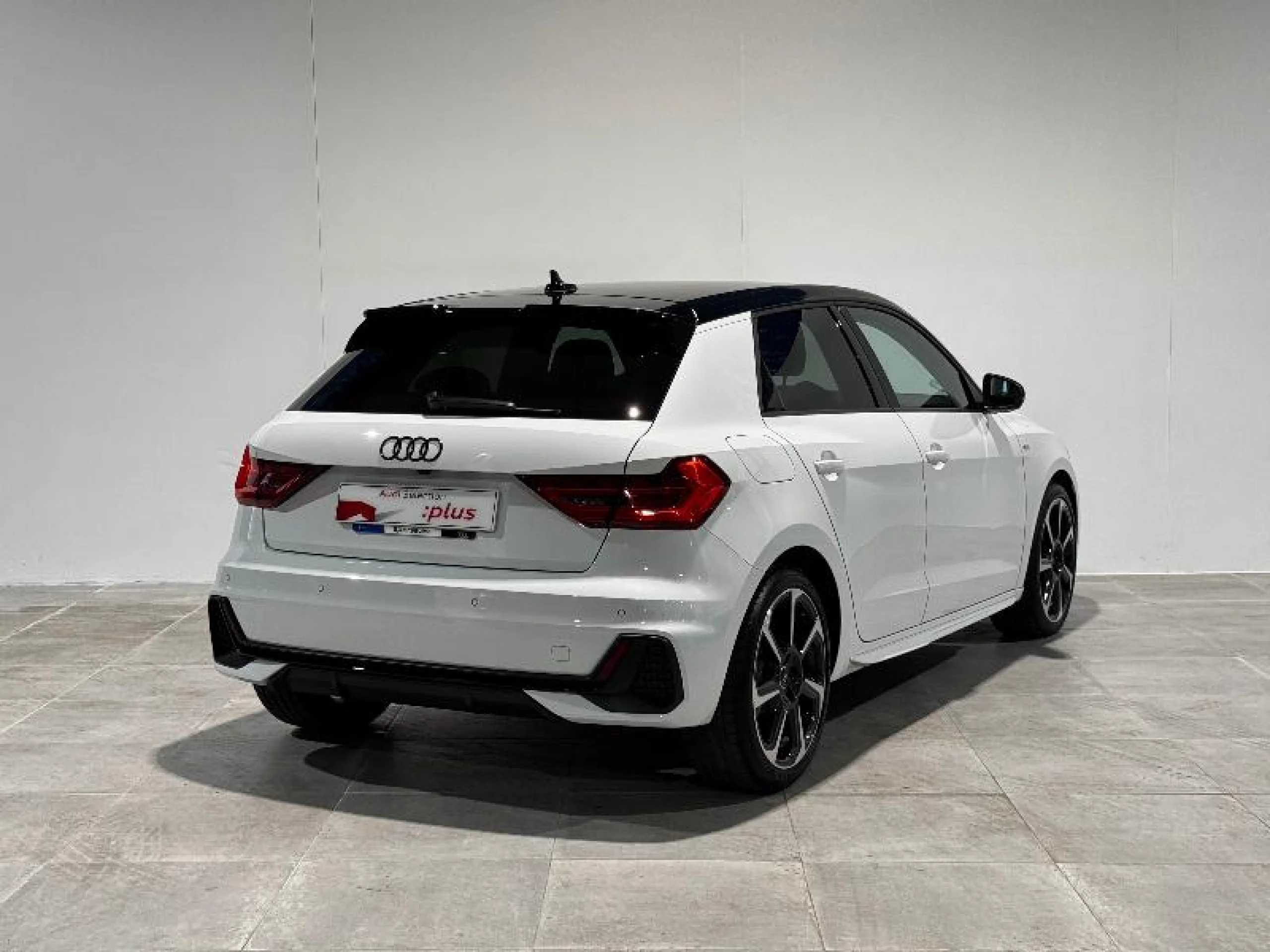 AUDI A1 SPORTBACK ADRENALIN 30 TFSI 81KW S TRON - Foto 2