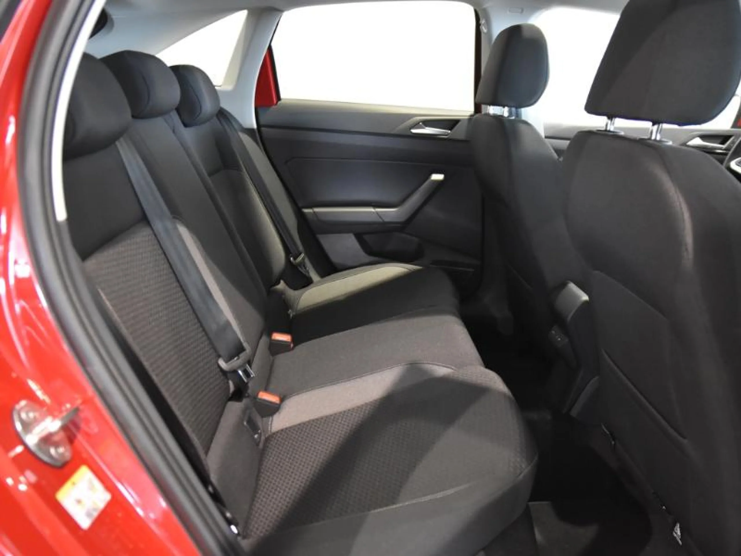 VOLKSWAGEN TAIGO ··MÁS·· 1.0 TSI 85KW (116CV) - Foto 6