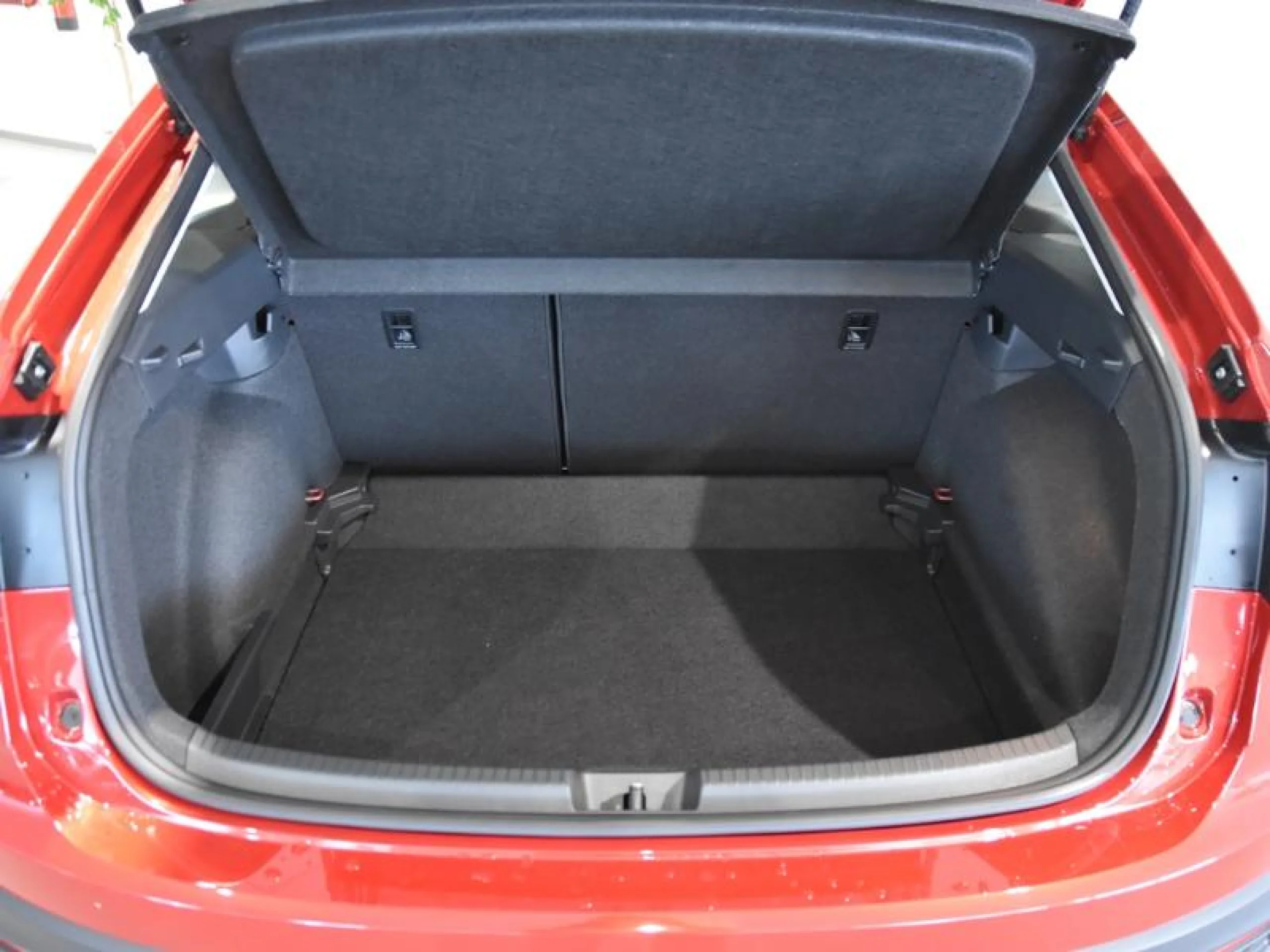 VOLKSWAGEN TAIGO ··MÁS·· 1.0 TSI 85KW (116CV) - Foto 7