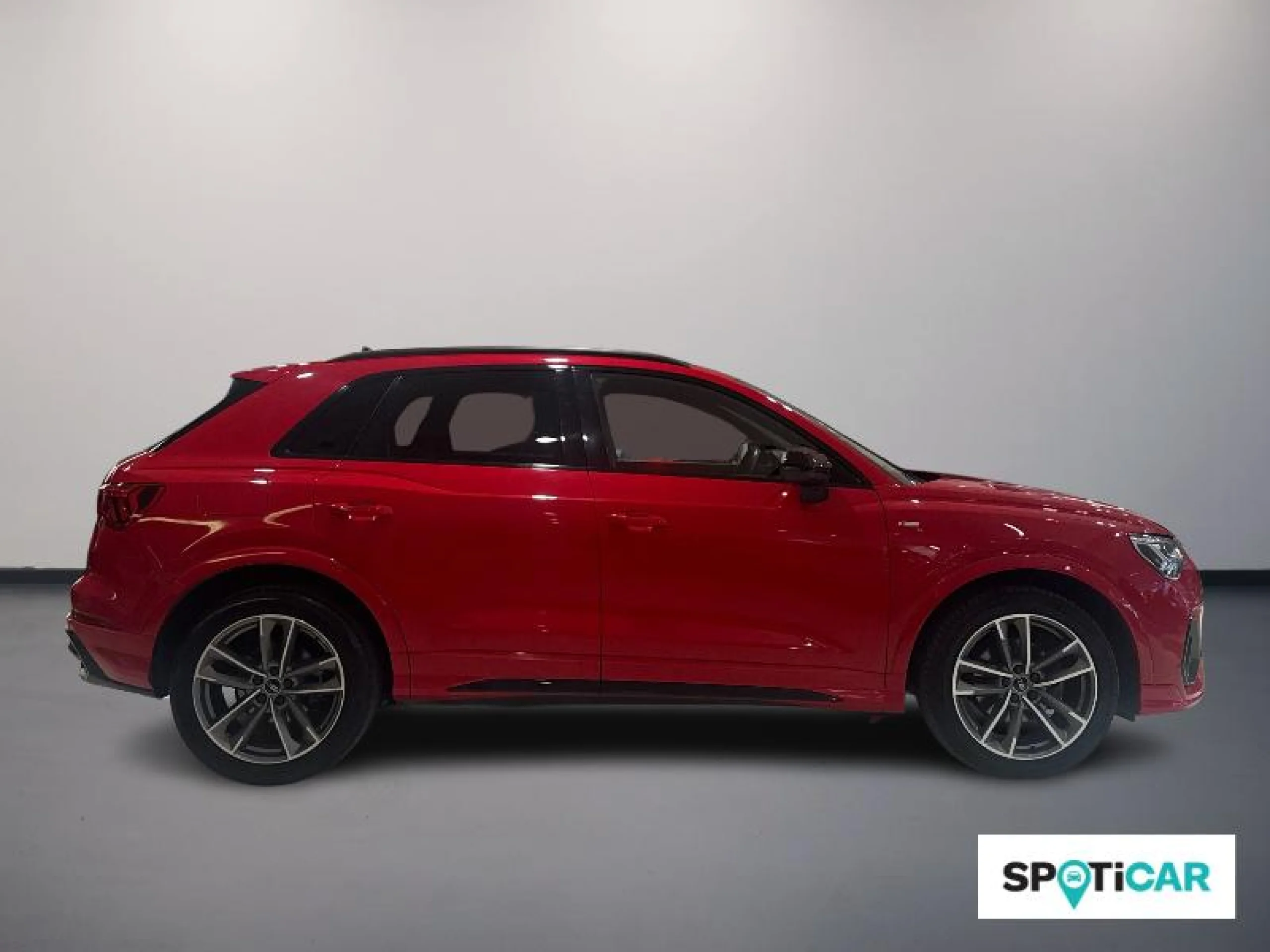 AUDI Q3 BLACK LINE 35 TDI 110KW (150CV) S TRONIC - Foto 4