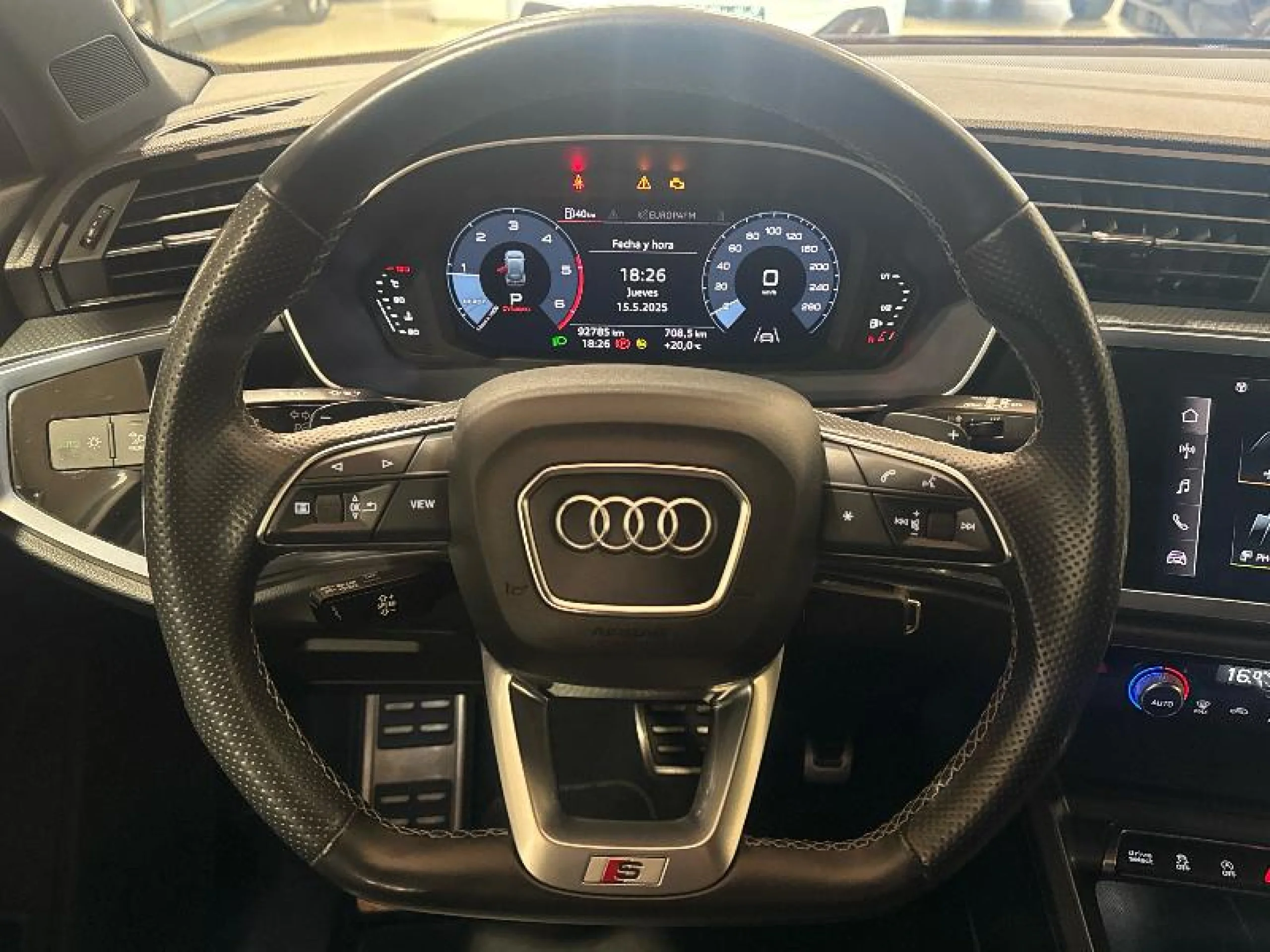 AUDI Q3 BLACK LINE 35 TDI 110KW (150CV) S TRONIC - Foto 12