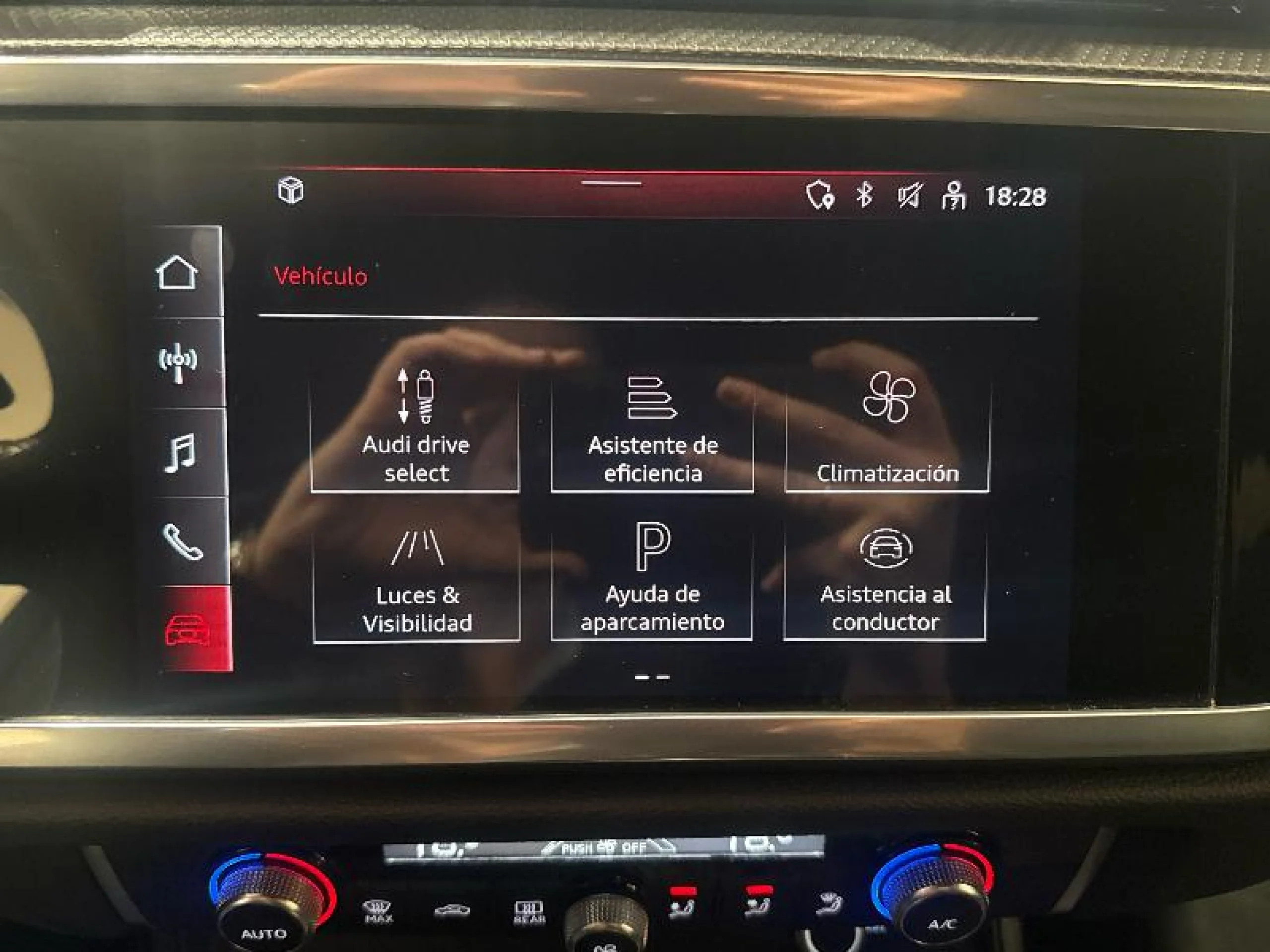 AUDI Q3 BLACK LINE 35 TDI 110KW (150CV) S TRONIC - Foto 17