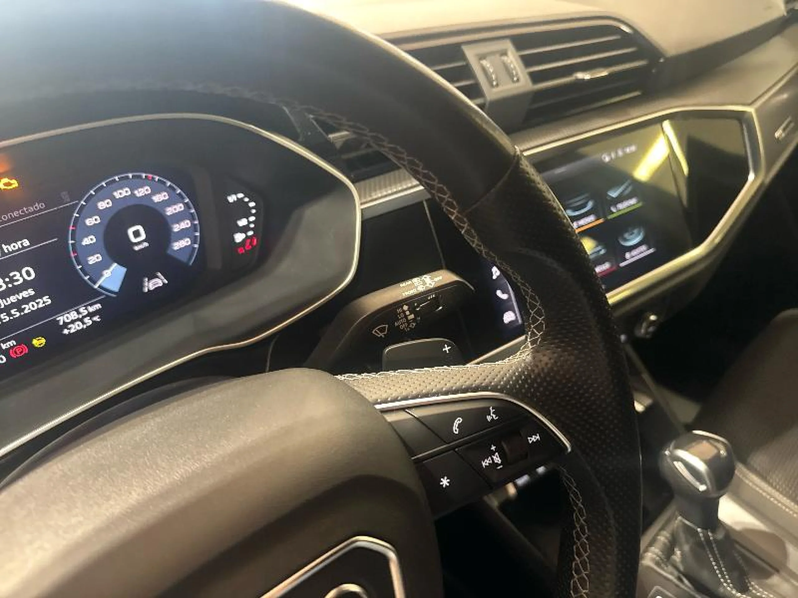 AUDI Q3 BLACK LINE 35 TDI 110KW (150CV) S TRONIC - Foto 21