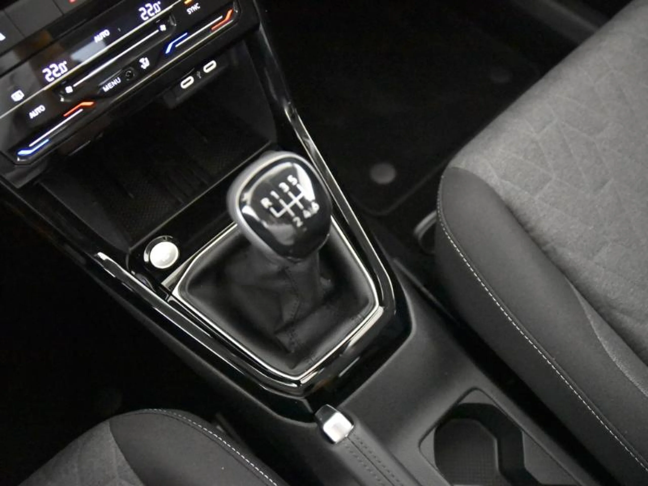 VOLKSWAGEN T CROSS T CROSS M S 1.0 TSI 85 KW (115 CV)  6 VEL. - Foto 11