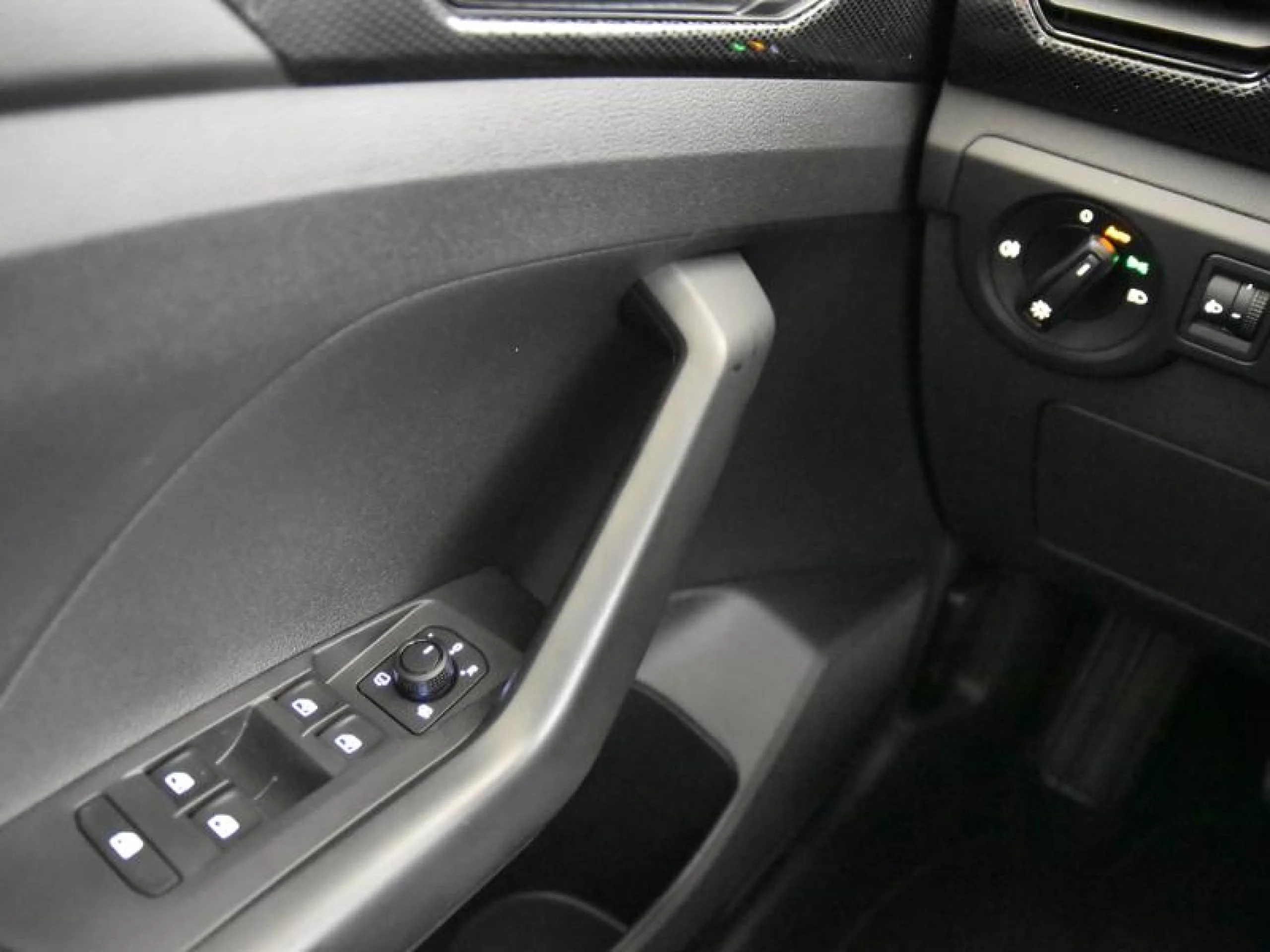 VOLKSWAGEN T CROSS T CROSS M S 1.0 TSI 85 KW (115 CV)  6 VEL. - Foto 16