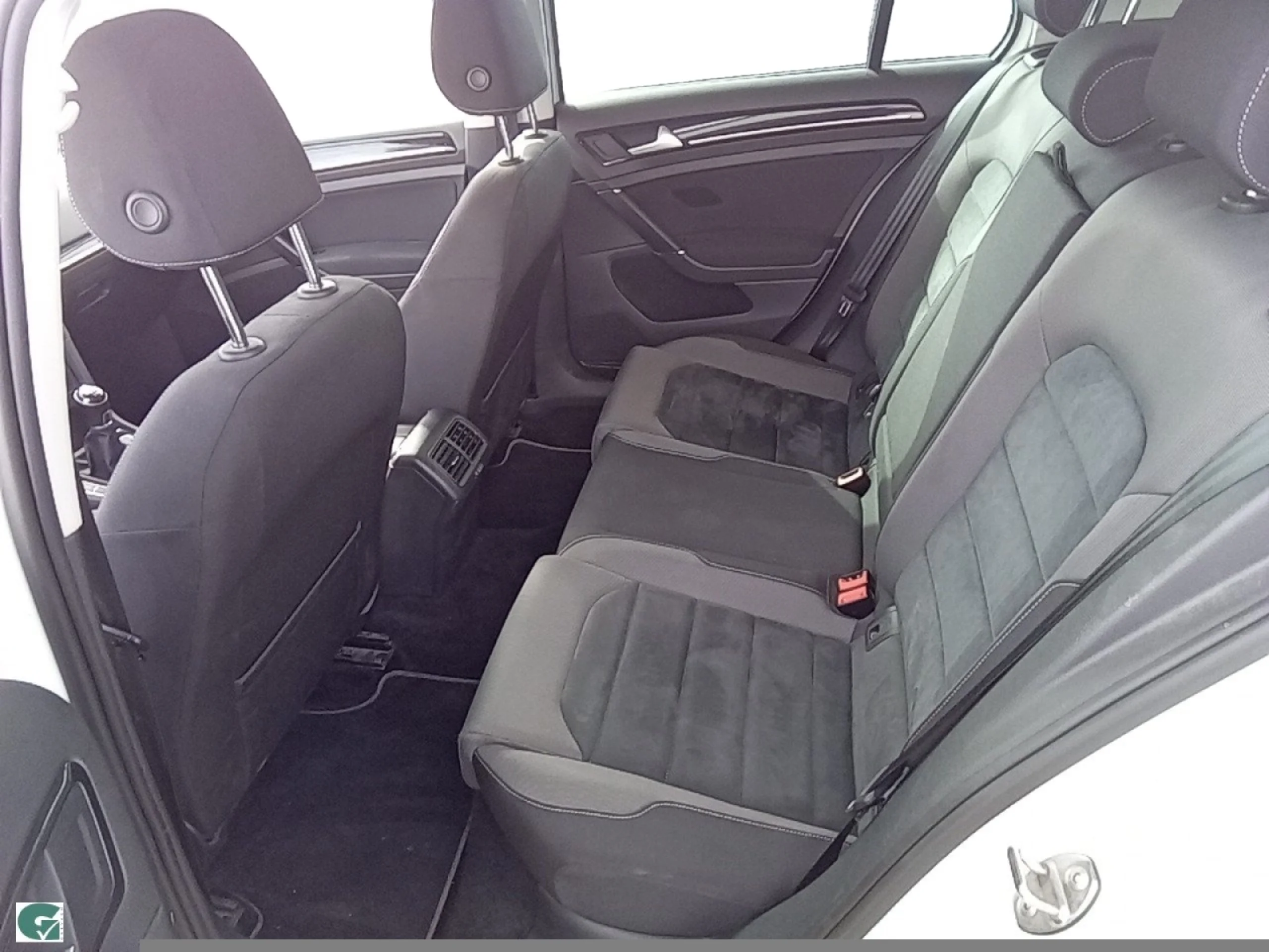 VOLKSWAGEN GOLF SPORT R LINE 1.5 TSI 110KW (150CV) - Foto 6