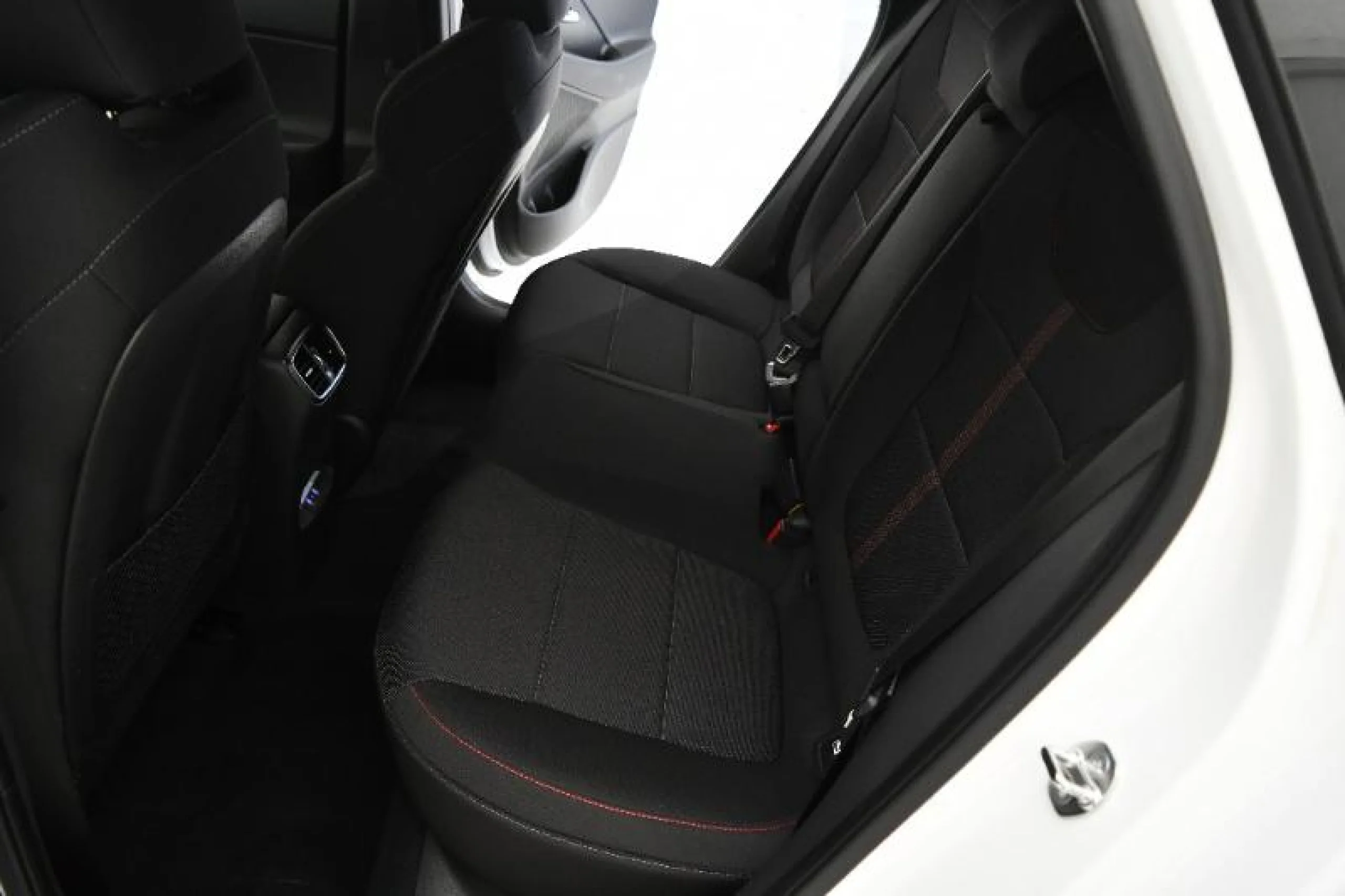 HYUNDAI I30 1.0 TGDI N LINE SE - Foto 7