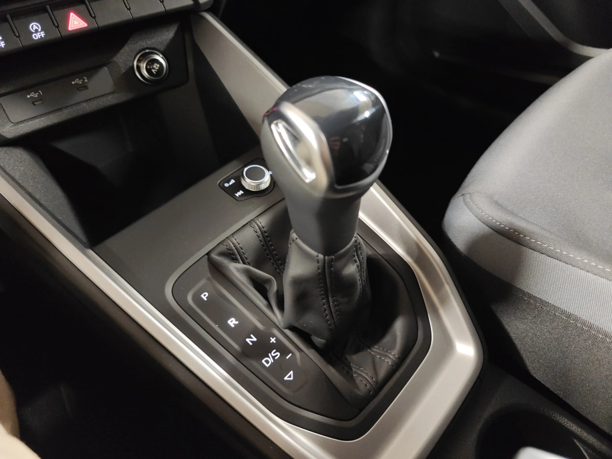 AUDI A1 SPORTBACK ADVANCED 30 TFSI 85KW S TRONIC - Foto 17