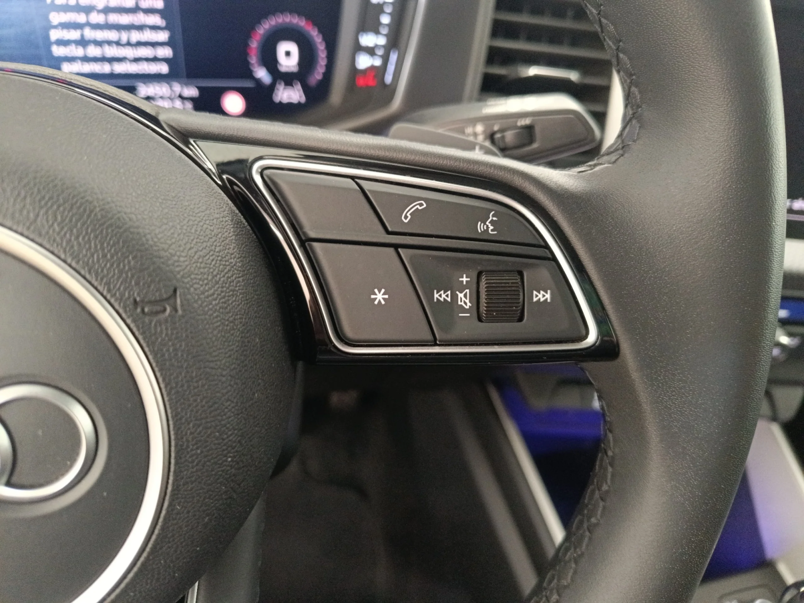 AUDI A1 SPORTBACK ADRENAL BLACK 30TFSI 85KW S TR - Foto 10