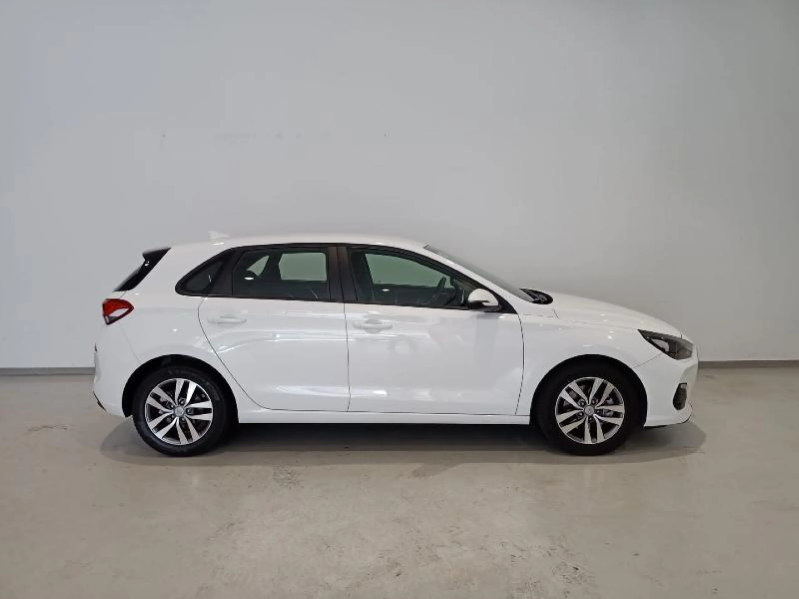 HYUNDAI I30 1.6 CRDI 85KW (116CV) KLASS - Foto 3