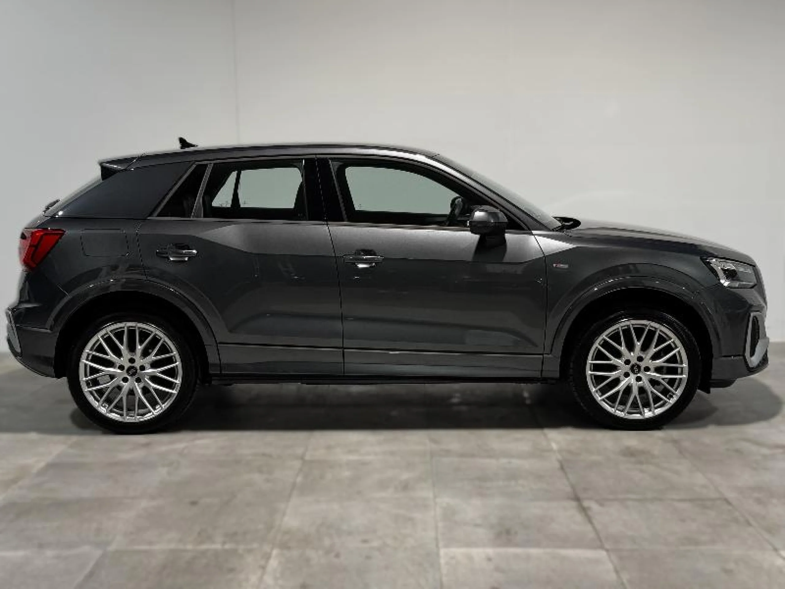 AUDI Q2 ADRENALIN 30 TDI 85KW (116CV) S TRONIC - Foto 3