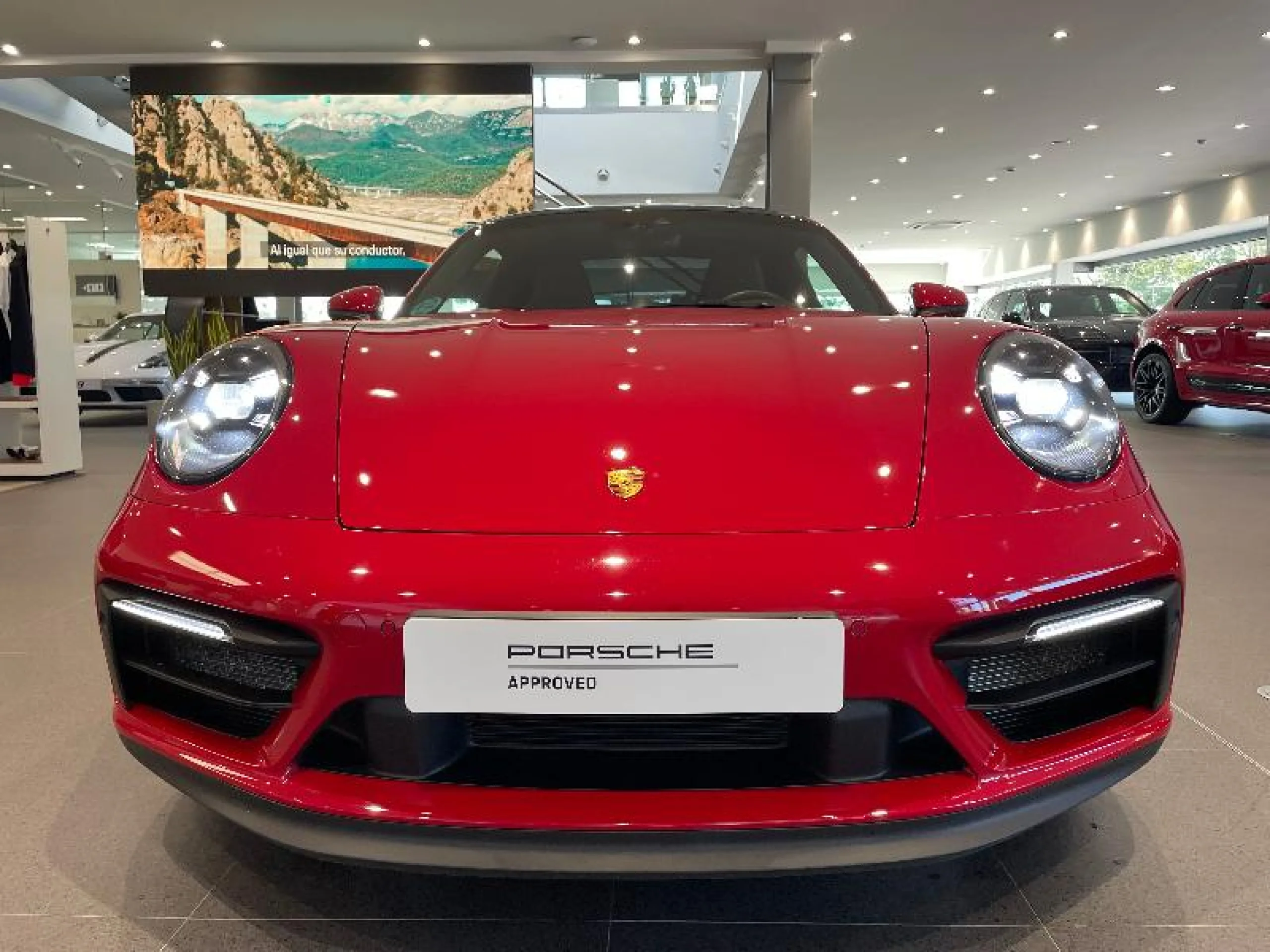 PORSCHE 911 CARRERA 4 GTS COUPÉ - Foto 8