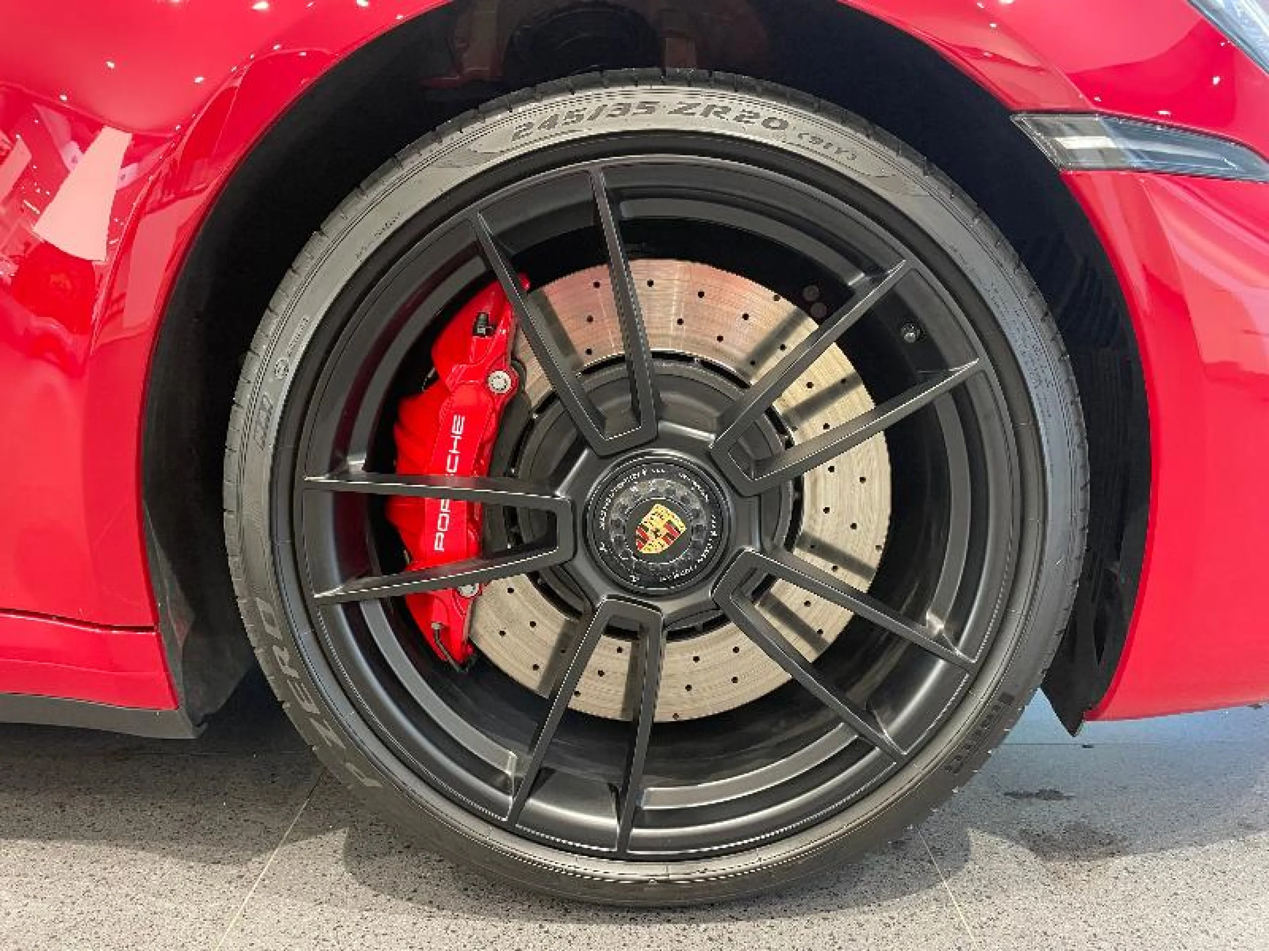 PORSCHE 911 CARRERA 4 GTS COUPÉ - Foto 16