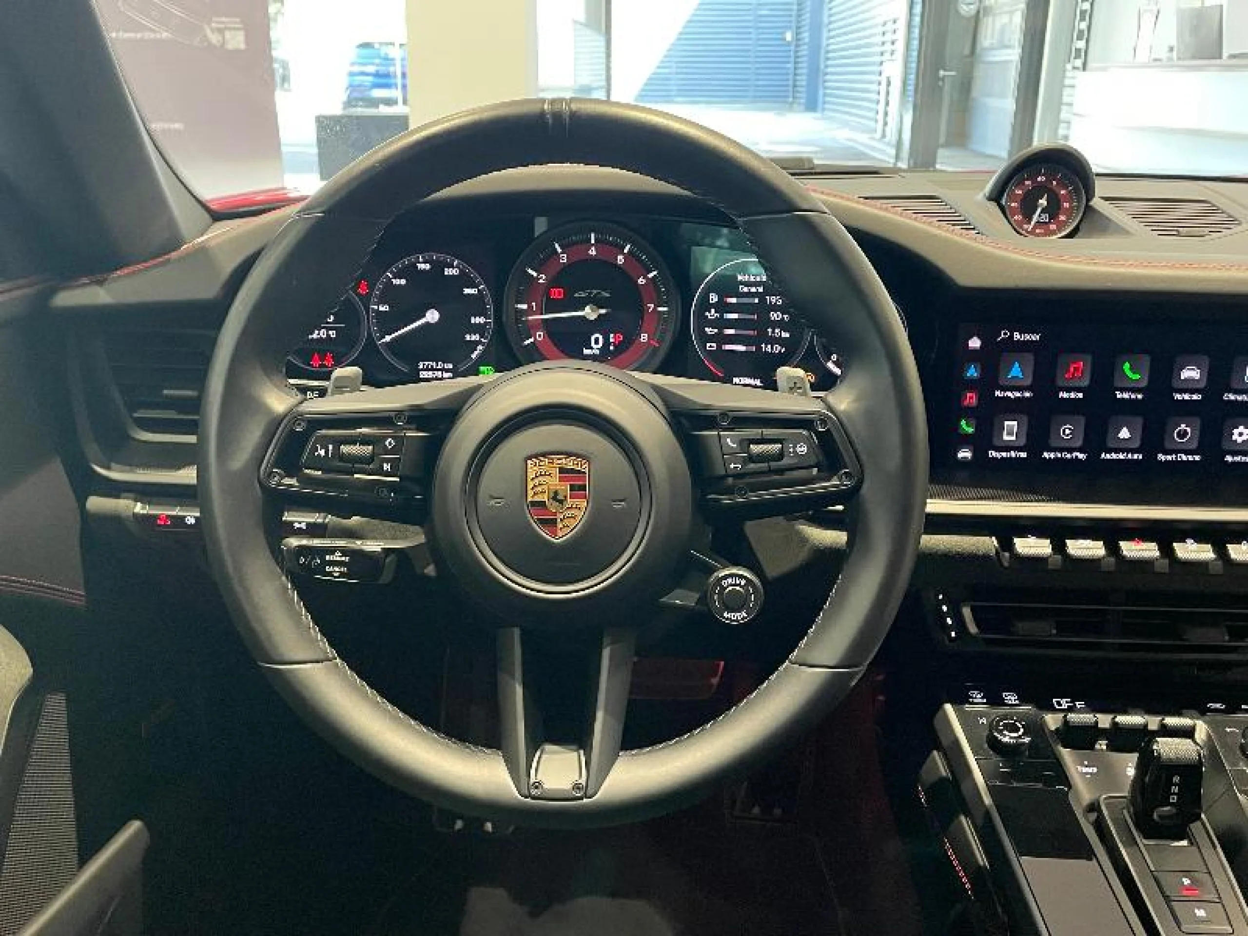 PORSCHE 911 CARRERA 4 GTS COUPÉ - Foto 32