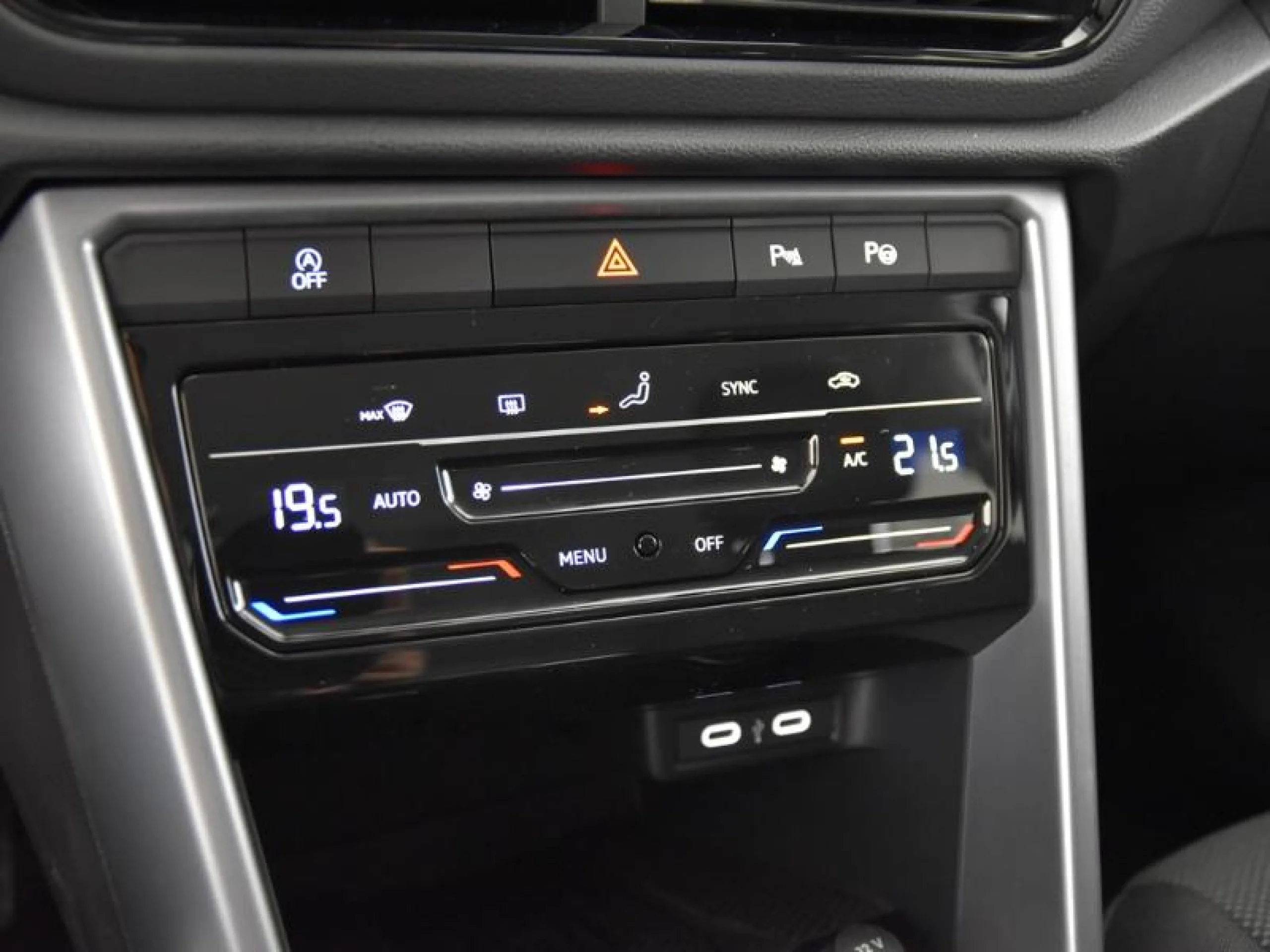 VOLKSWAGEN T ROC T ROC MÁS 1.5 TSI 110 KW (150 CV)  AUTOMÁTICO DSG 7 VEL. - Foto 11