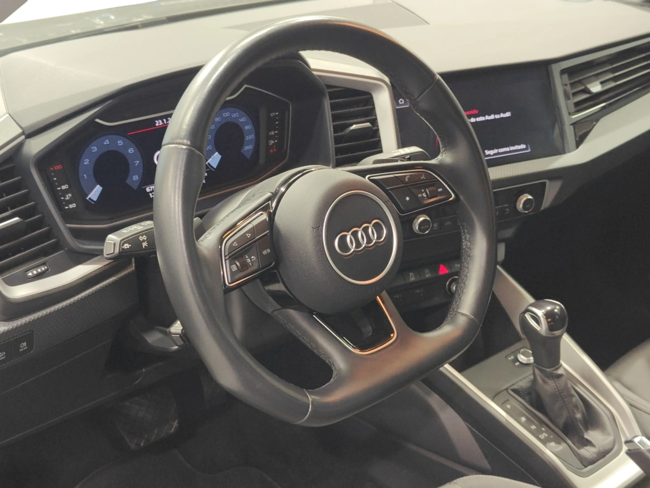 AUDI A1 SPORTBACK ADRENALIN 30 TFSI 85KW S TRON - Foto 9