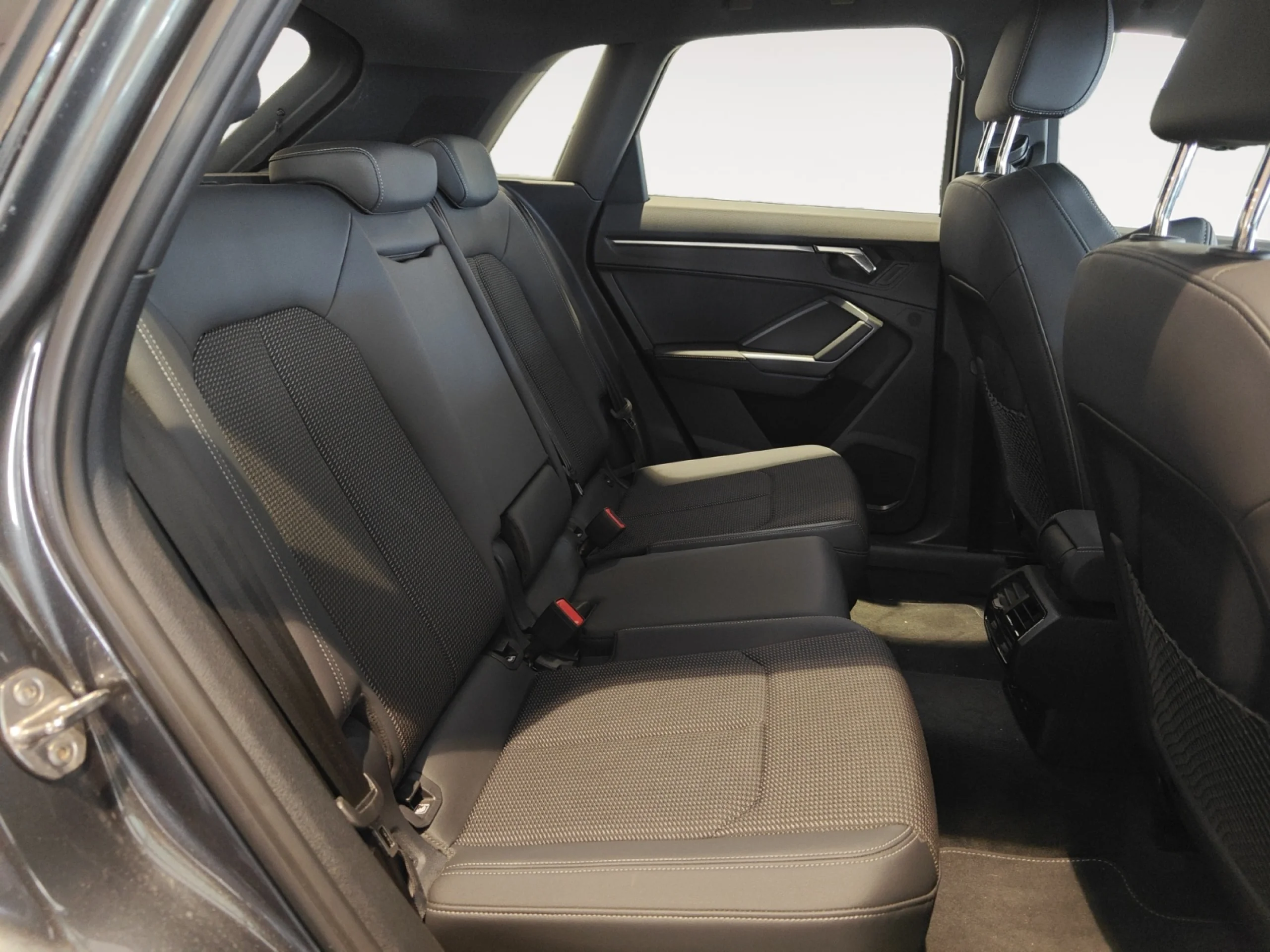 AUDI Q3 S LINE 35 TDI 110KW (150CV) S TRONIC - Foto 5