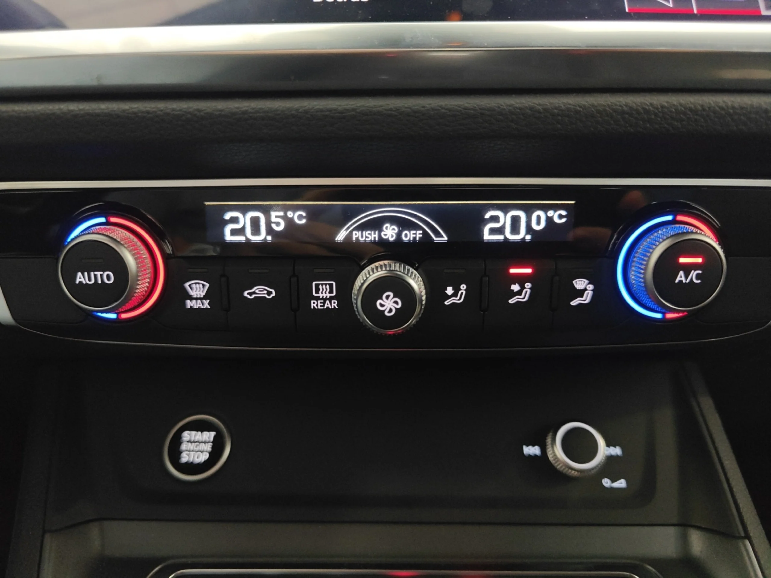 AUDI Q3 S LINE 35 TDI 110KW (150CV) S TRONIC - Foto 20