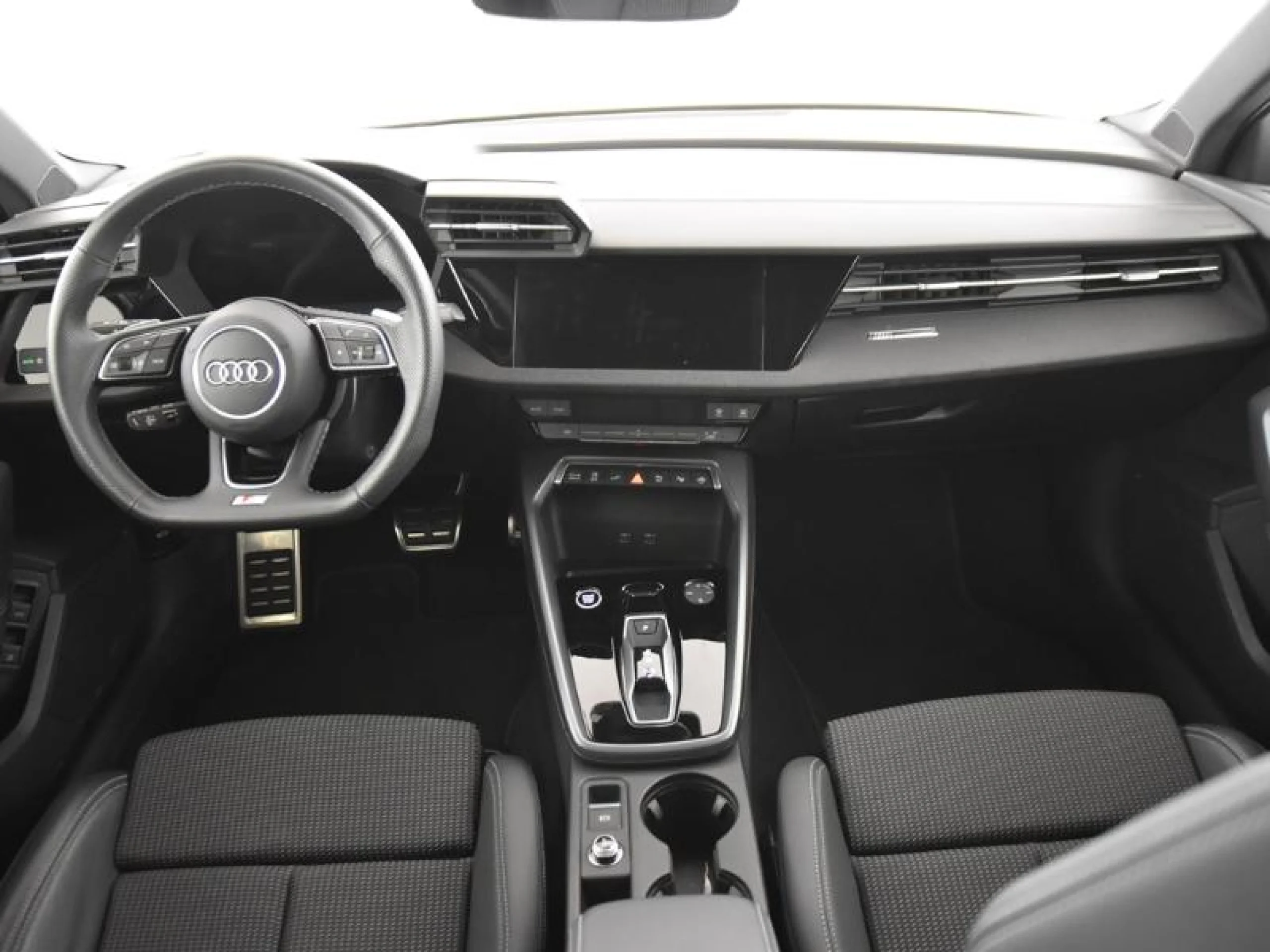 AUDI A3 SPORTBACK S LINE TFSI E 150KW S TRONIC - Foto 4