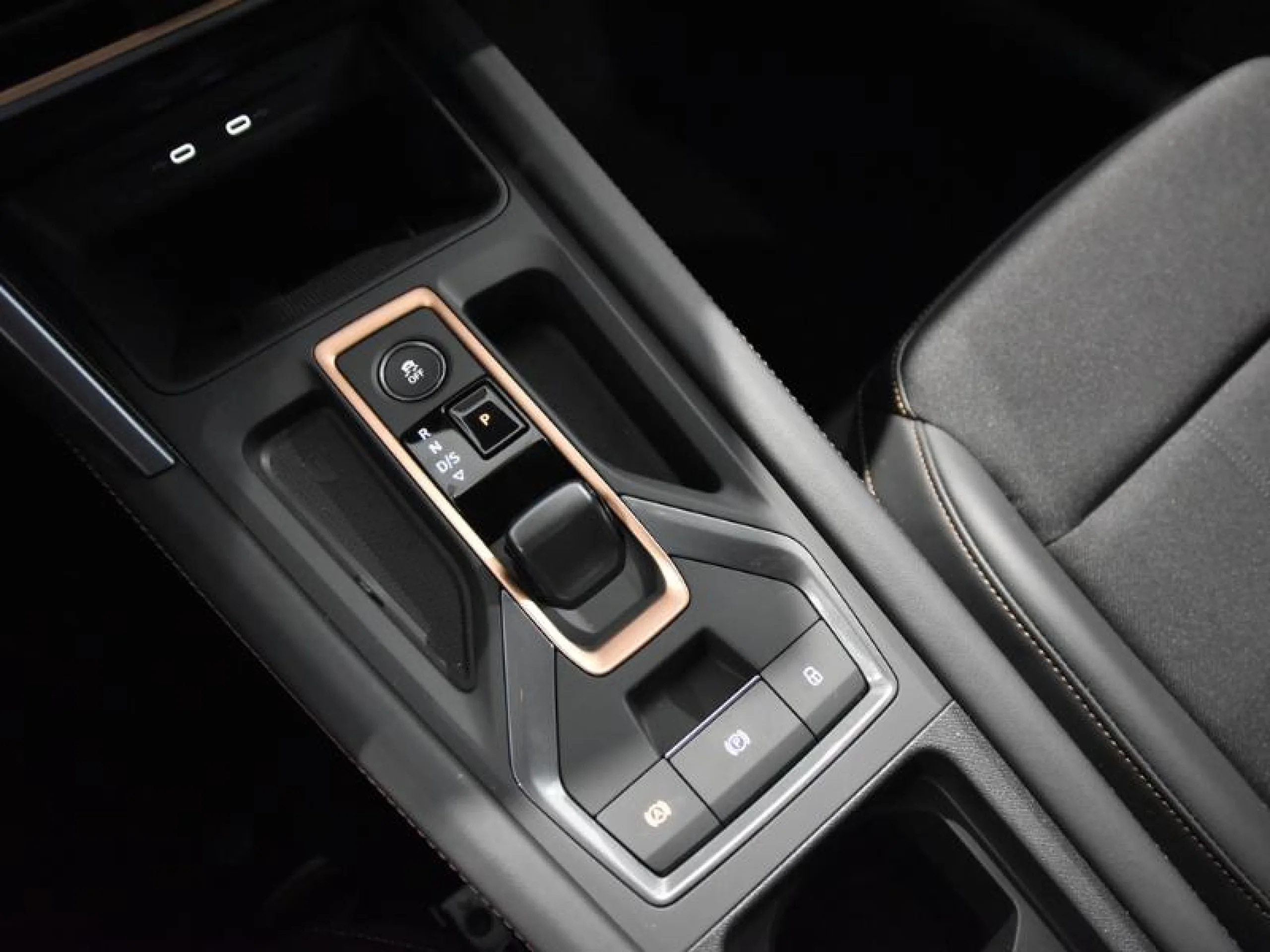 CUPRA LEON 1.5 ETSI 110KW (150CV) DSG - Foto 10