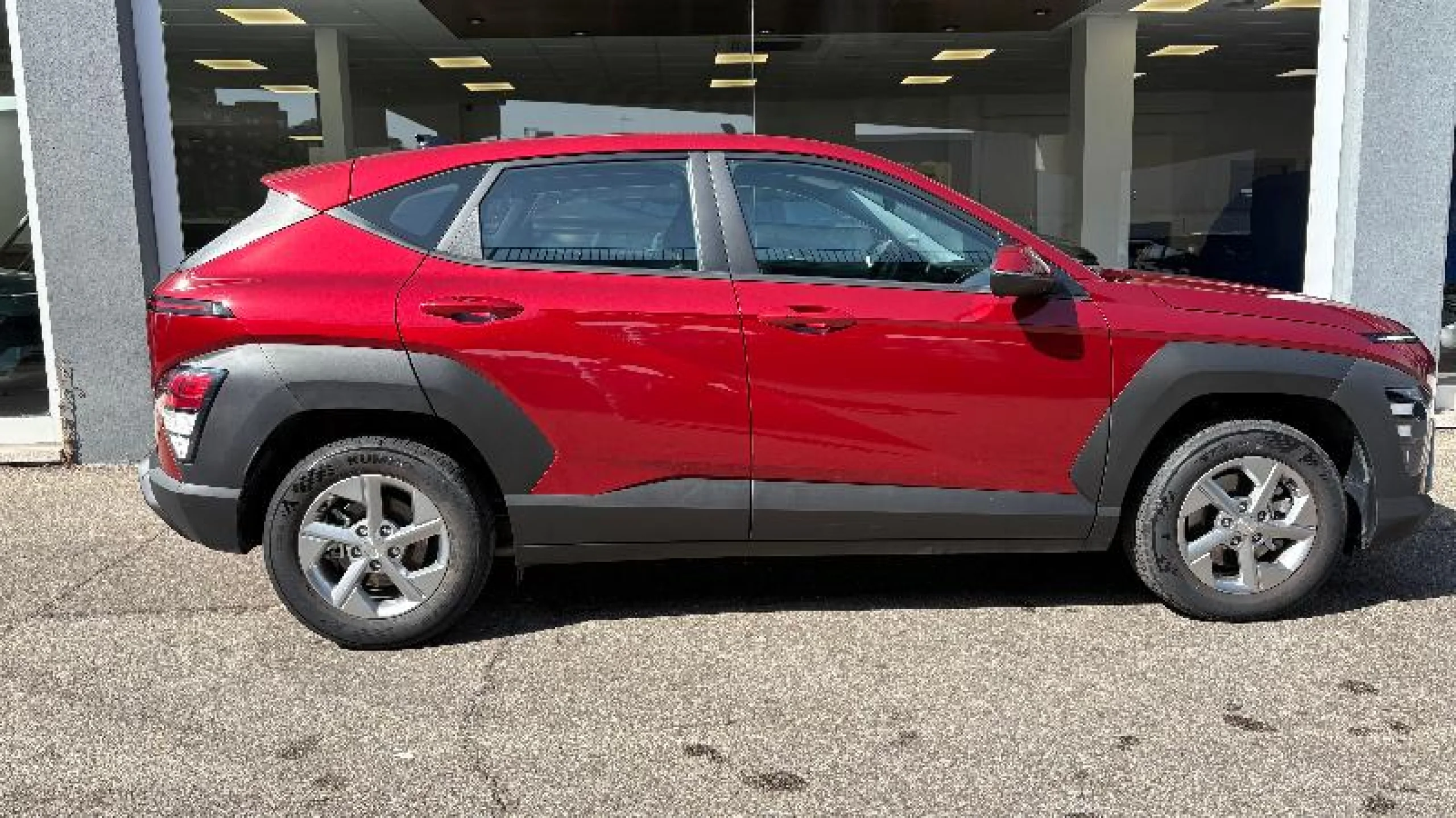 HYUNDAI KONA 1.0T 100CV 48V MAXX - Foto 4