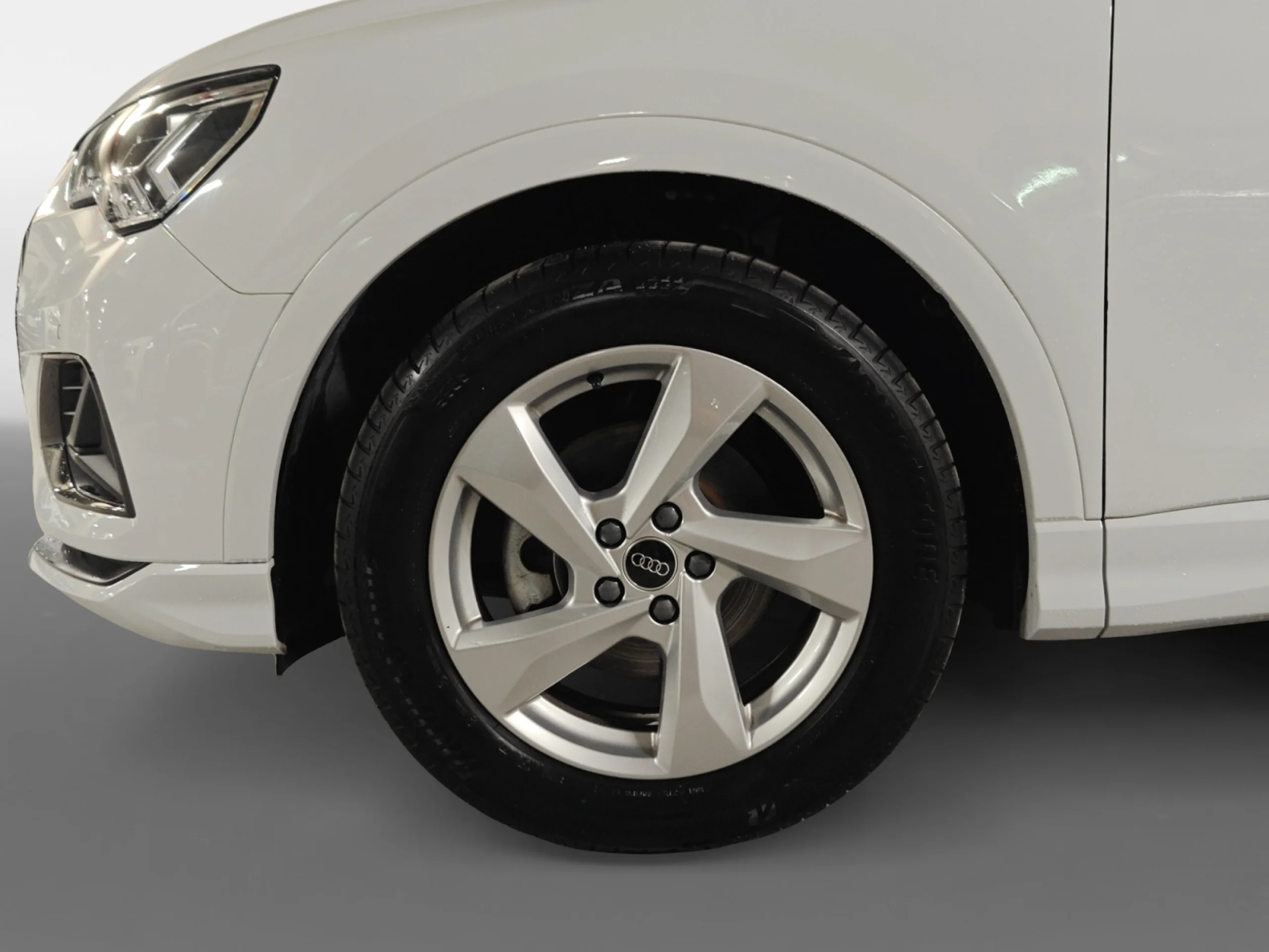 AUDI Q3 ADVANCED 35 TFSI 110KW (150CV) S TRONIC - Foto 8