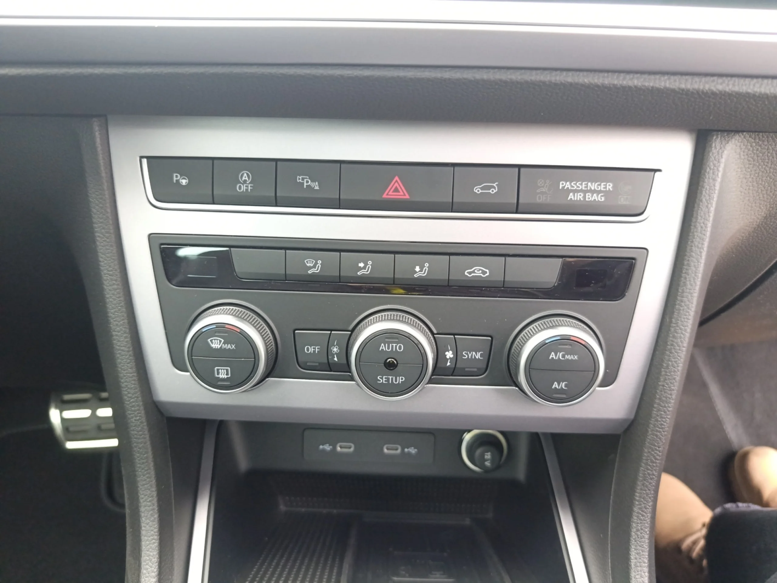 SEAT ATECA 1.5 TSI 110KW DSG FR 75 ANIVERSARIO - Foto 13