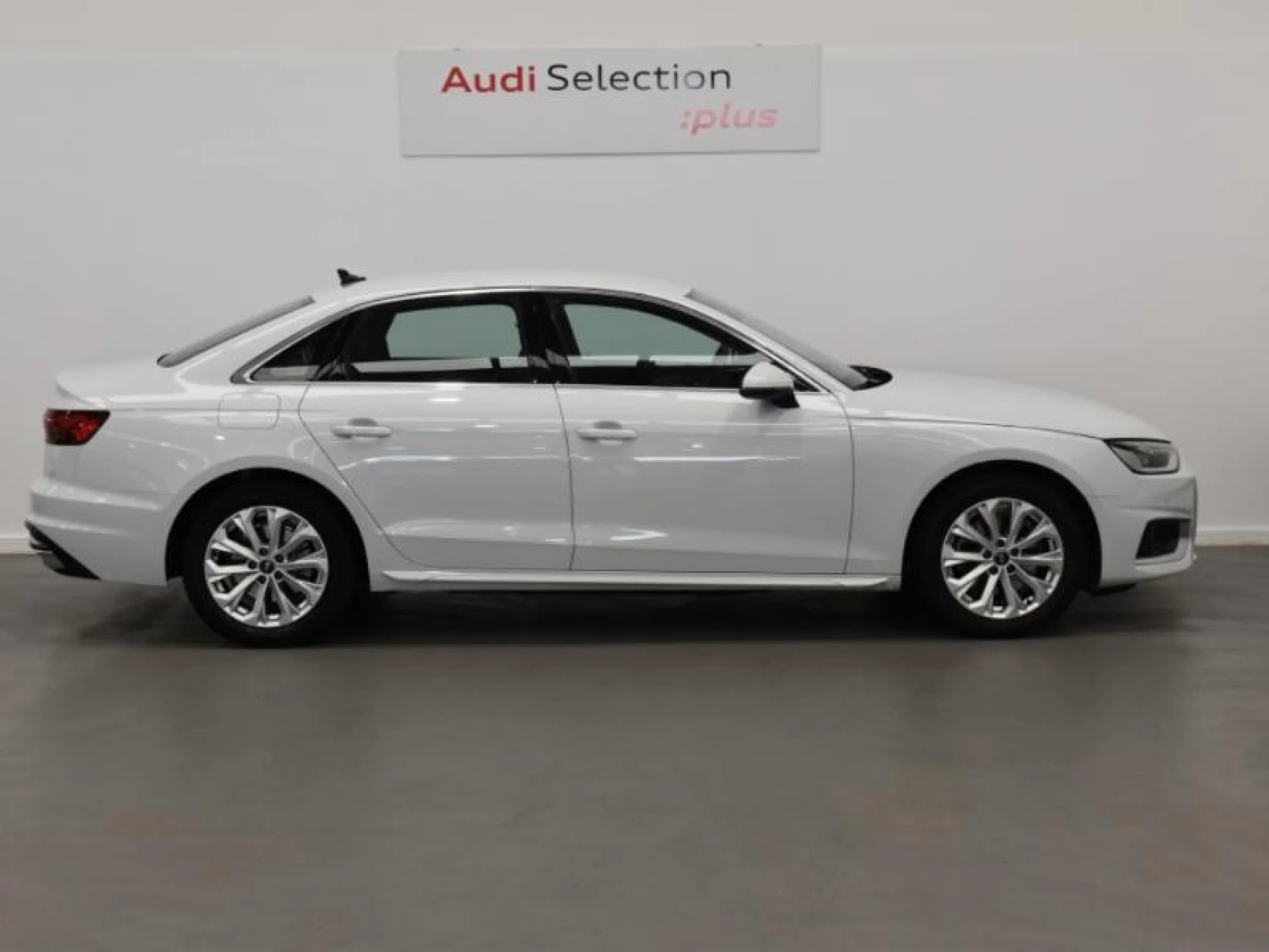 AUDI A4 ADVANCED 35 TFSI 110KW (150CV) S TRONIC - Foto 3