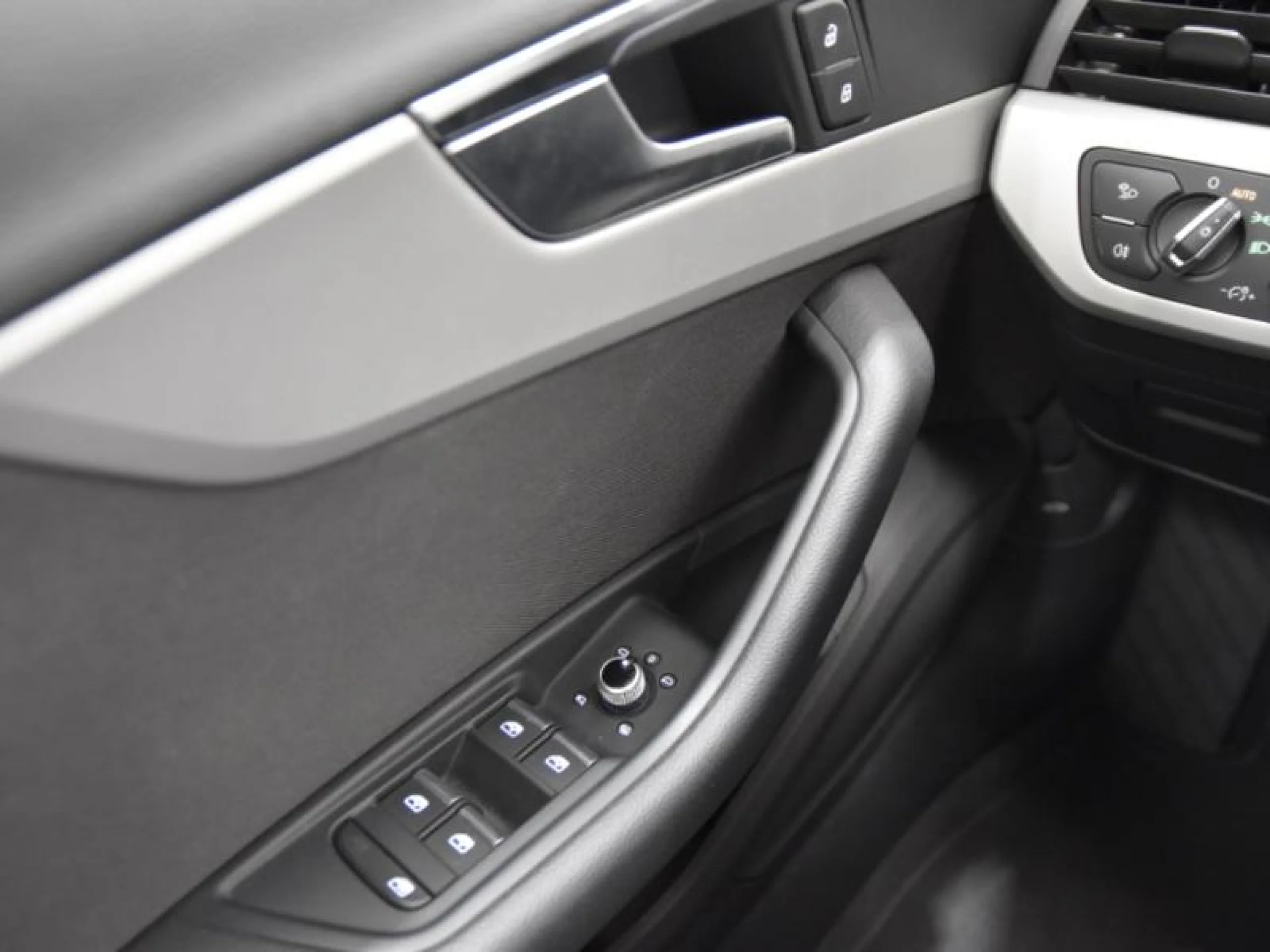 AUDI A4 ADVANCED 35 TFSI 110KW (150CV) S TRONIC - Foto 20