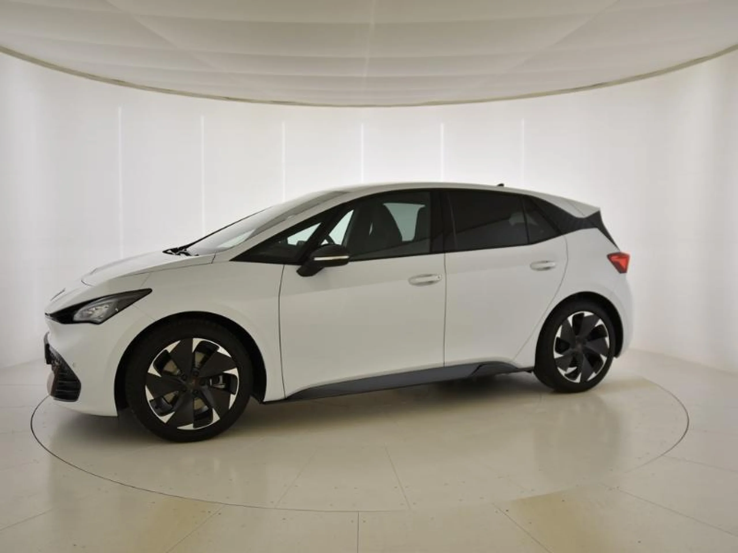 CUPRA BORN 170KW (231 CV) 59KWH E BOOST PACK ADV PL - Foto 4