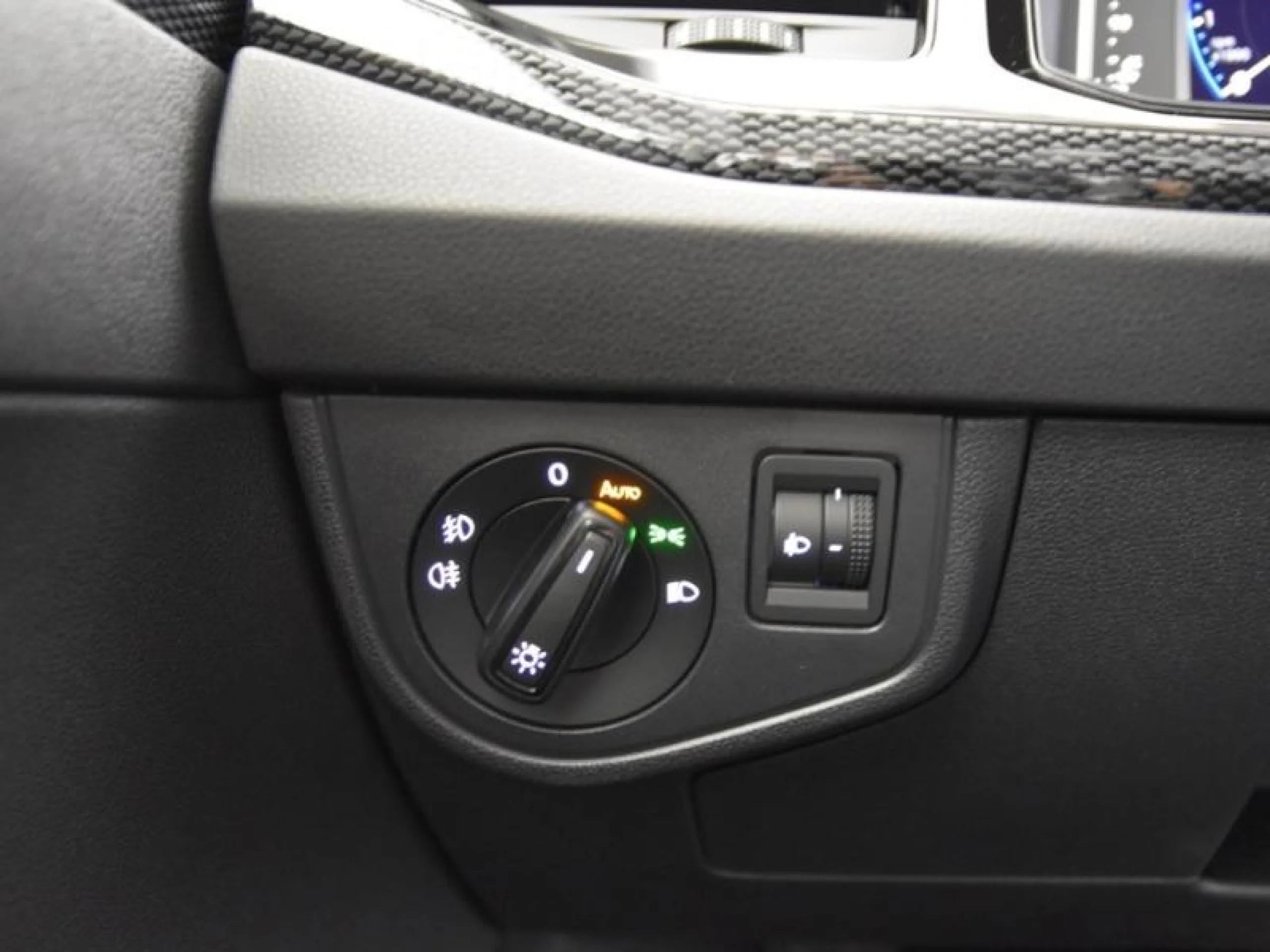 VOLKSWAGEN TAIGO LIFE 1.0 TSI 81KW (110CV) DSG - Foto 15
