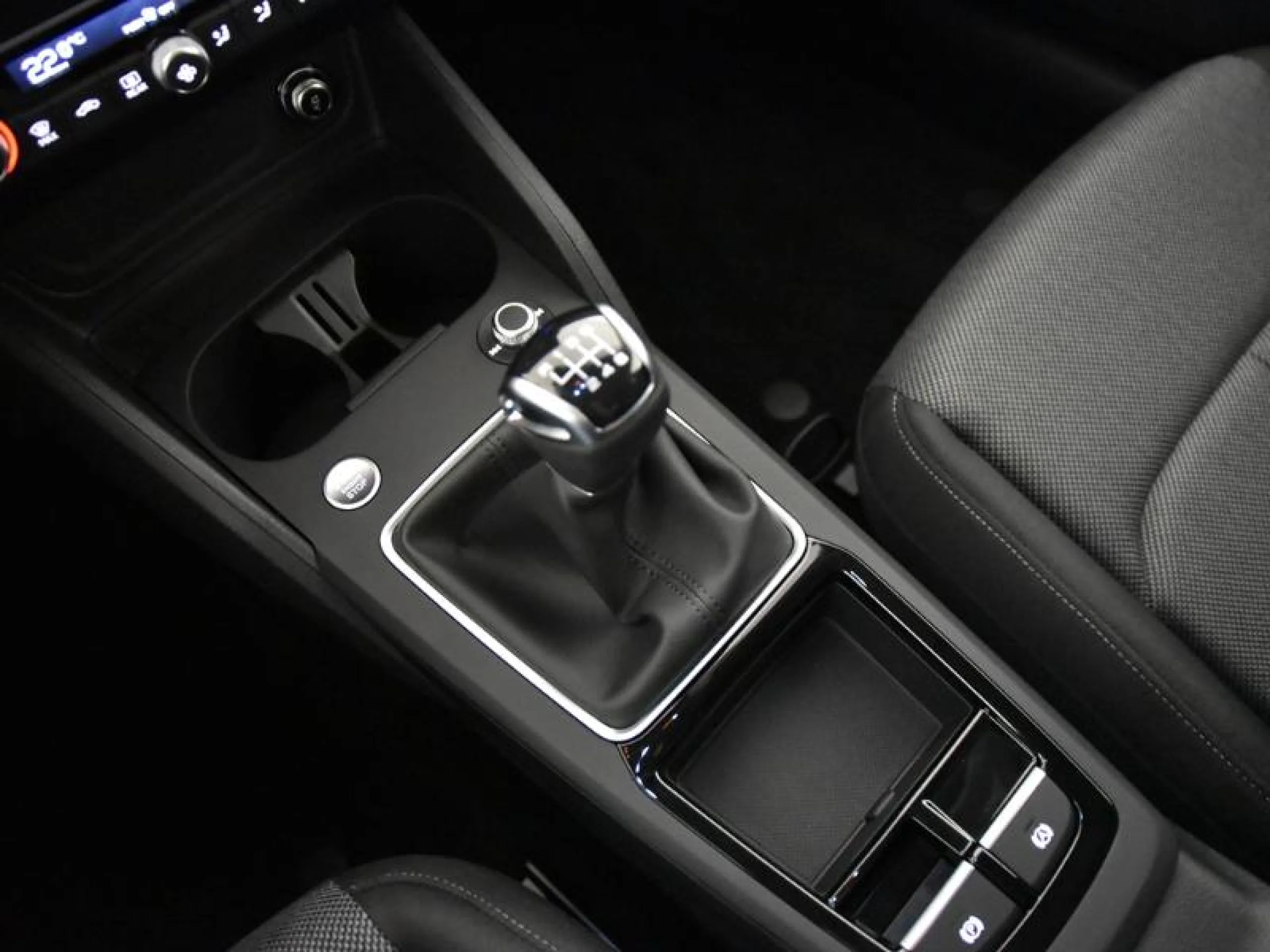 AUDI Q2 BLACK LINE 30 TDI 85KW (116CV) - Foto 11