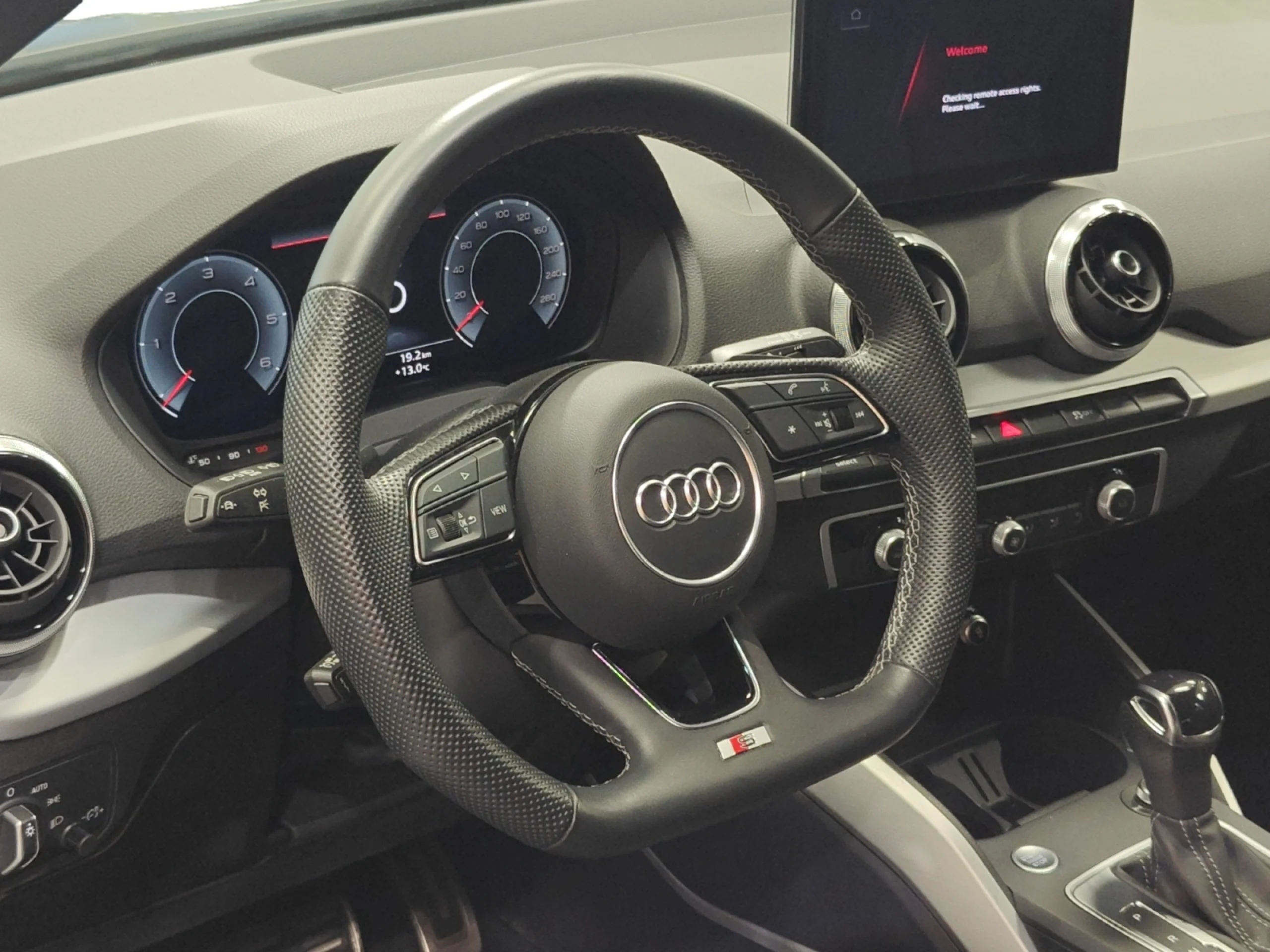 AUDI Q2 ADRENALIN BLACK ED 35 TDI 110KW S TRONIC - Foto 9