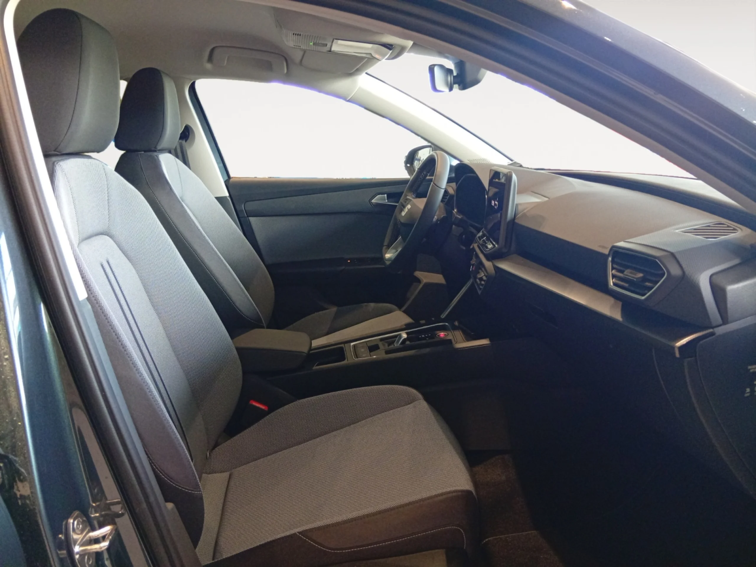 SEAT LEON 1.5 ETSI 110KW DSG S&S STYLE SPEC ED - Foto 5