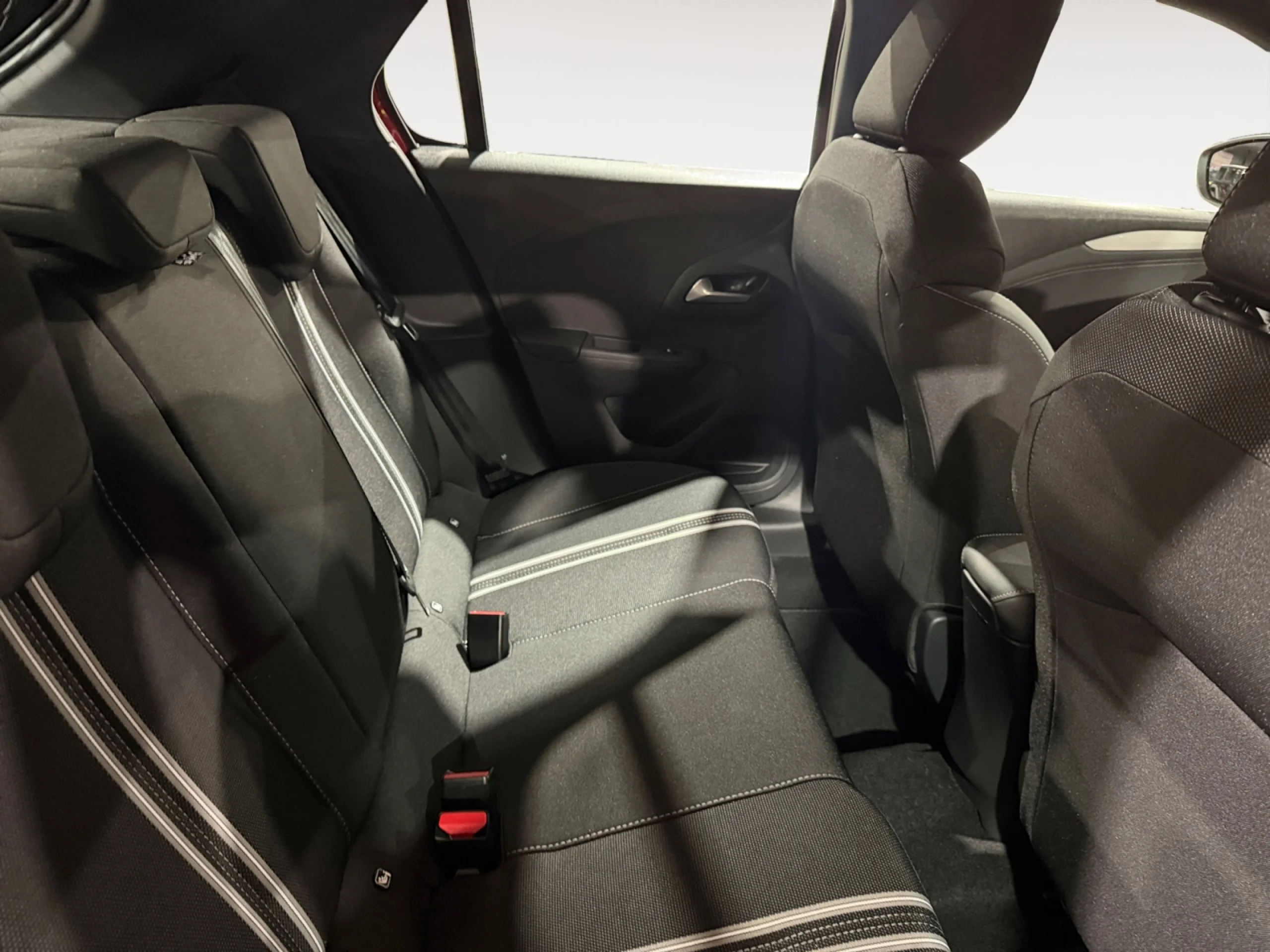 OPEL CORSA 1.2T XHLHYBRID 81KW GS EDCT - Foto 6