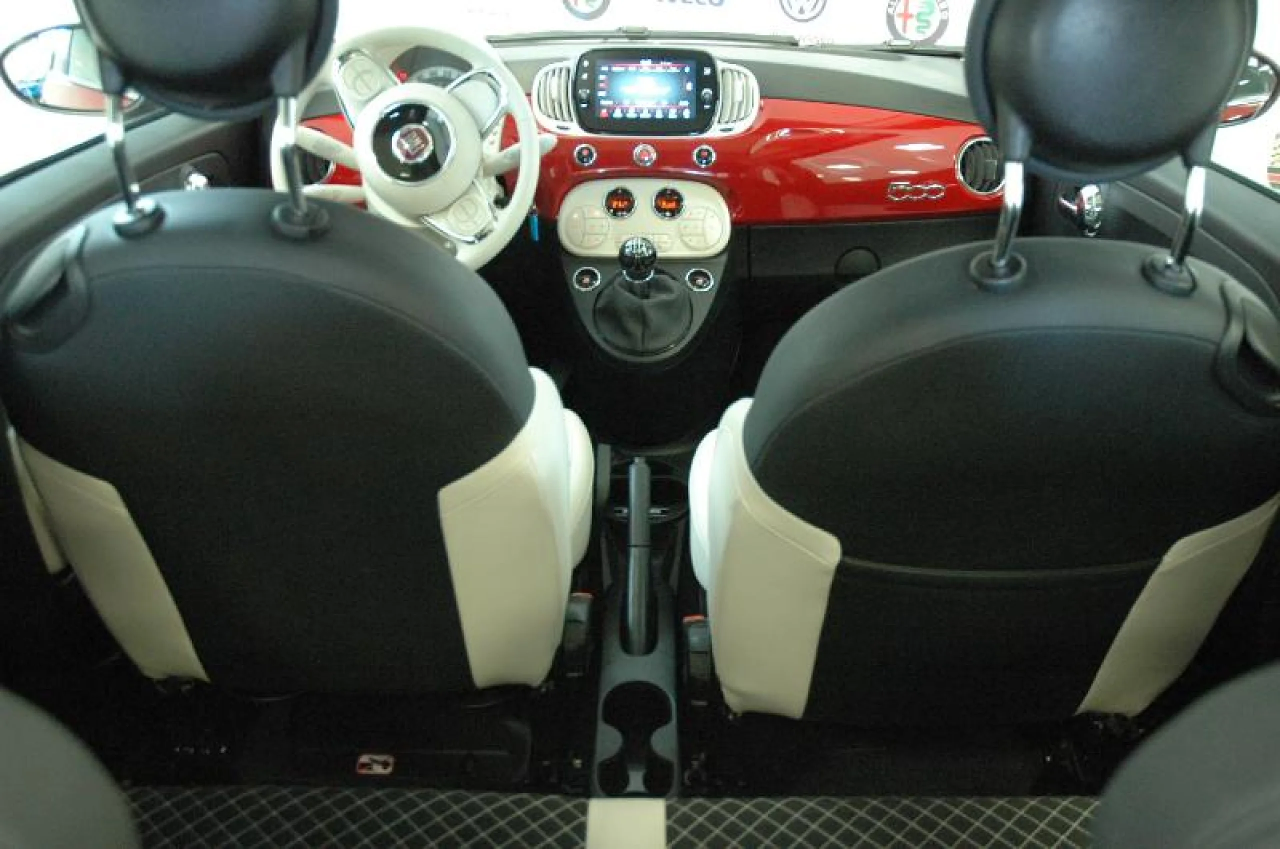 FIAT 500 DOLCEVITA 1.0 HYBRID 51KW (70 CV) - Foto 12